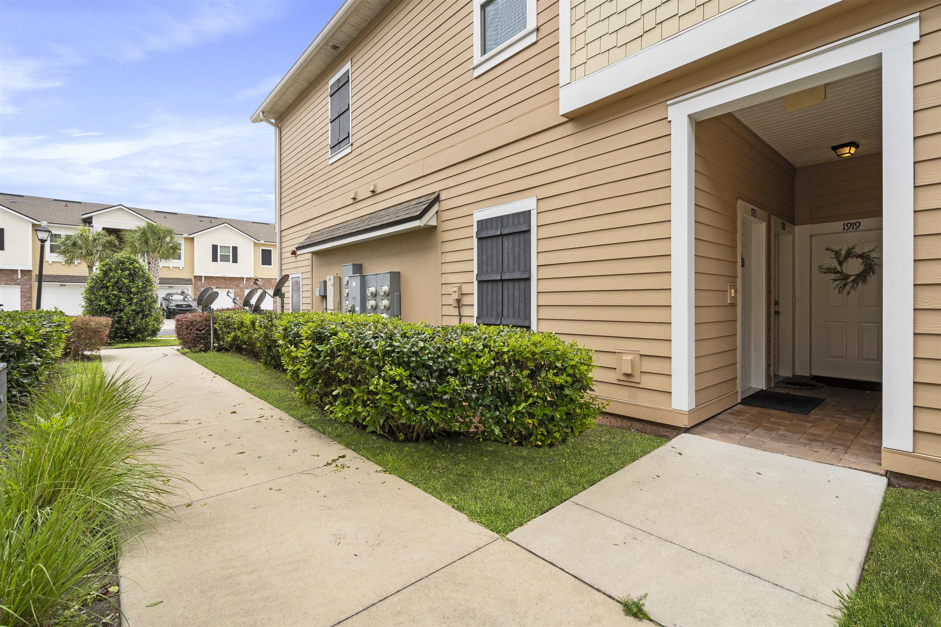 1921 Golden Lake Loop