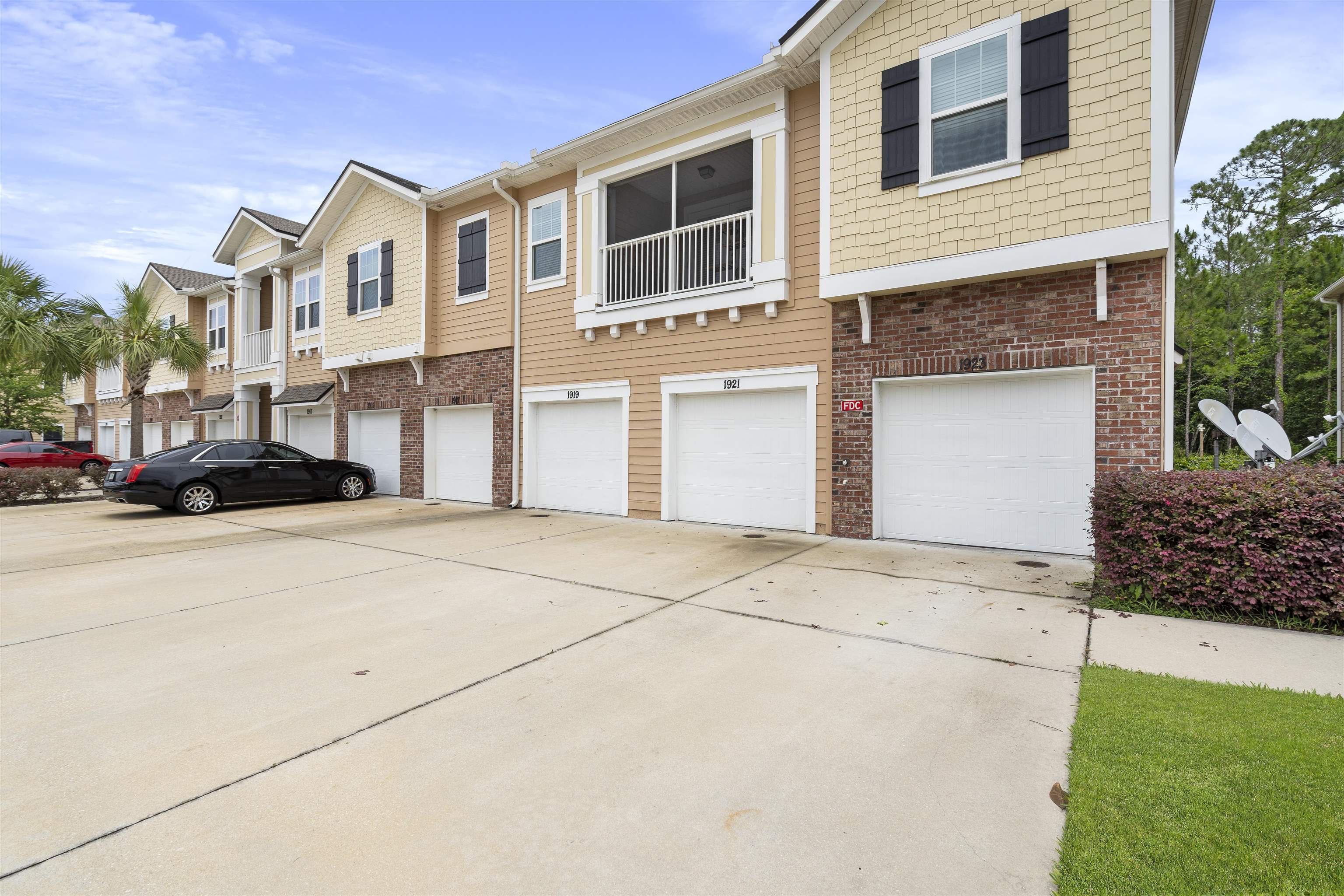 1921 Golden Lake Loop