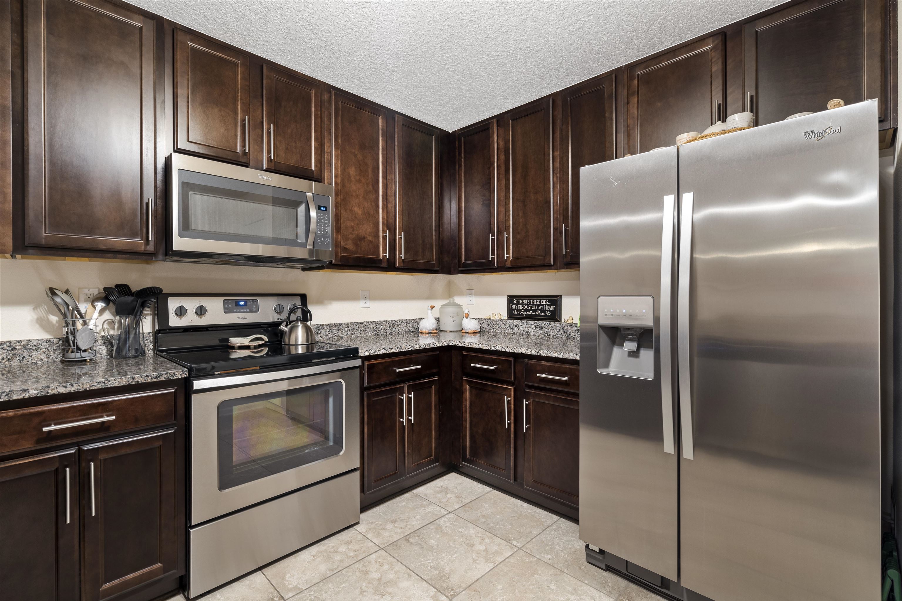 1921 Golden Lake Loop