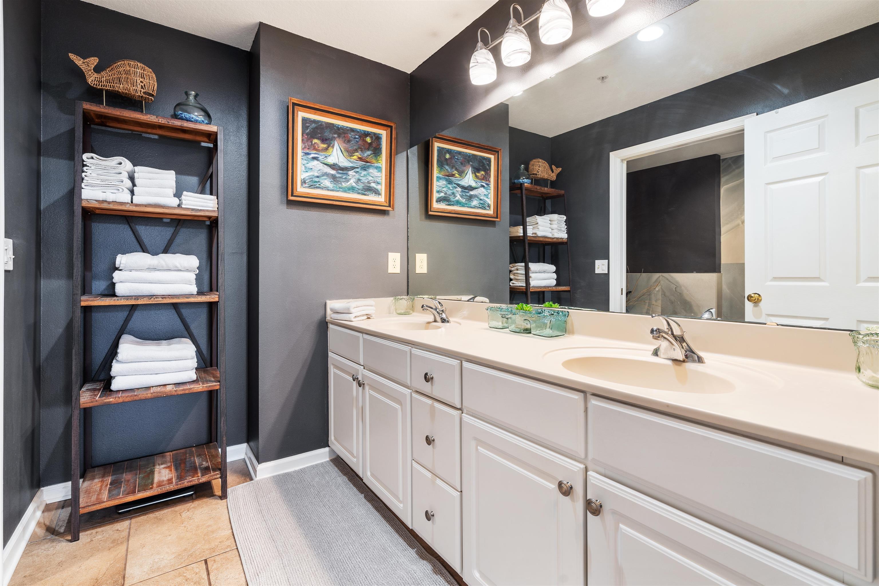 275 Atlantis Circle Unit: 202