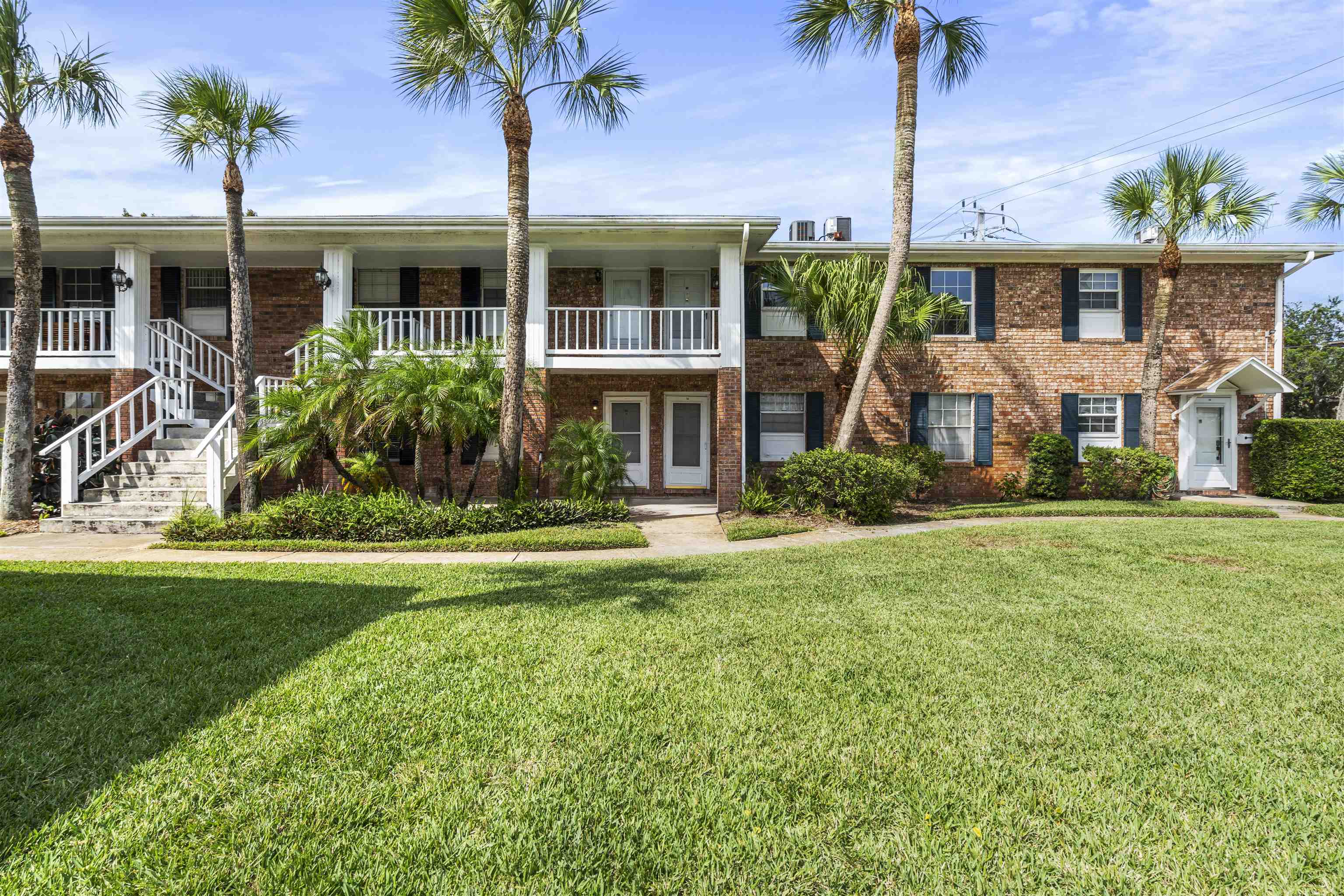 22 Comares Ave Unit: 7A