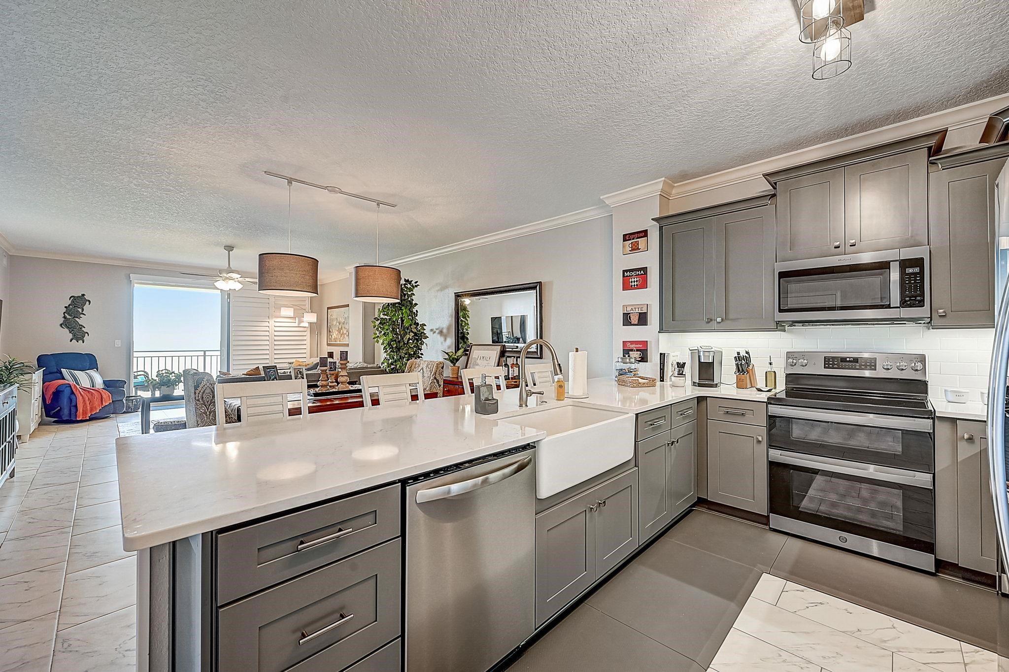 80 Surfview Dr. Unit: 706