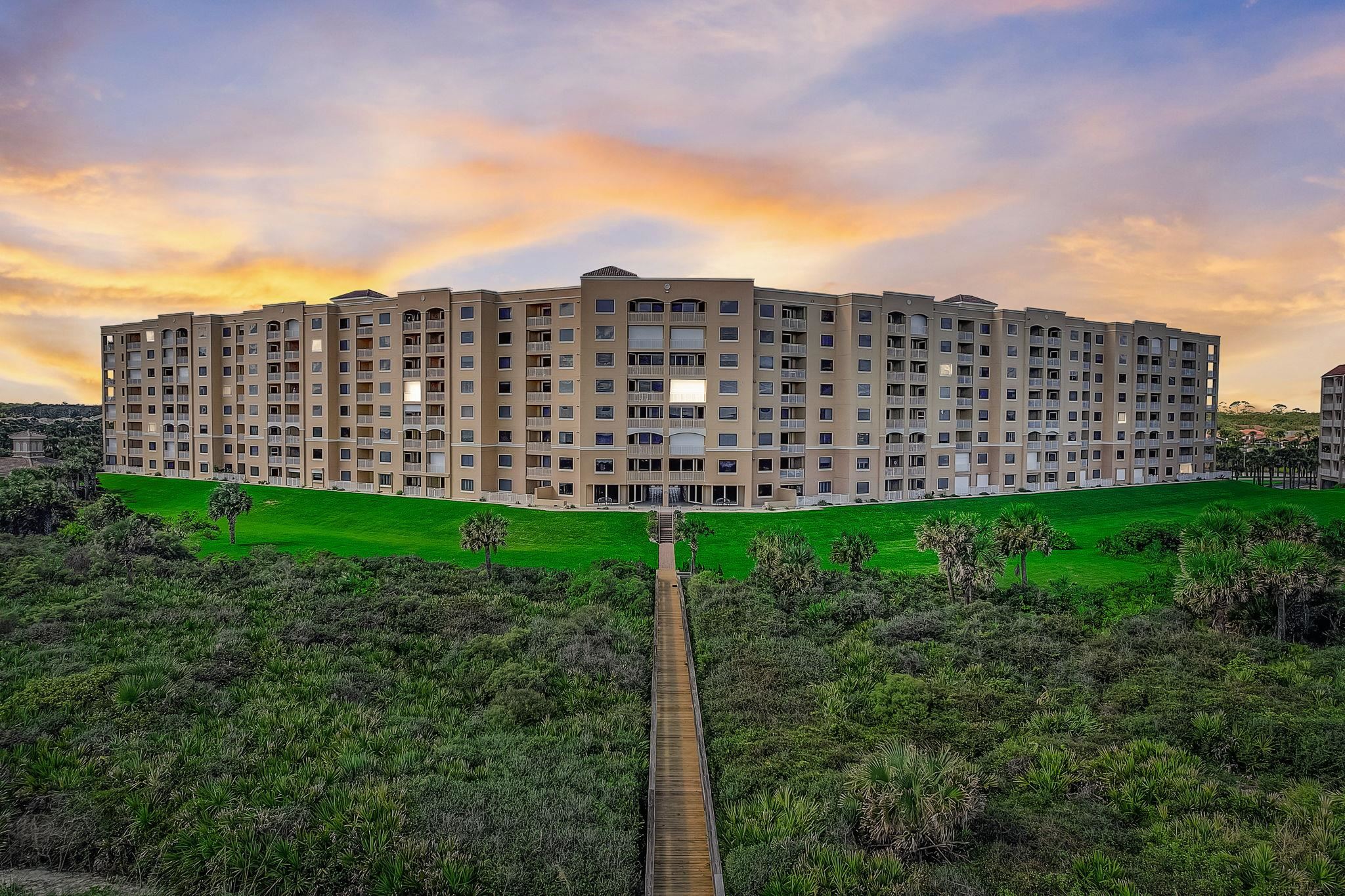 80 Surfview Dr. Unit: 706