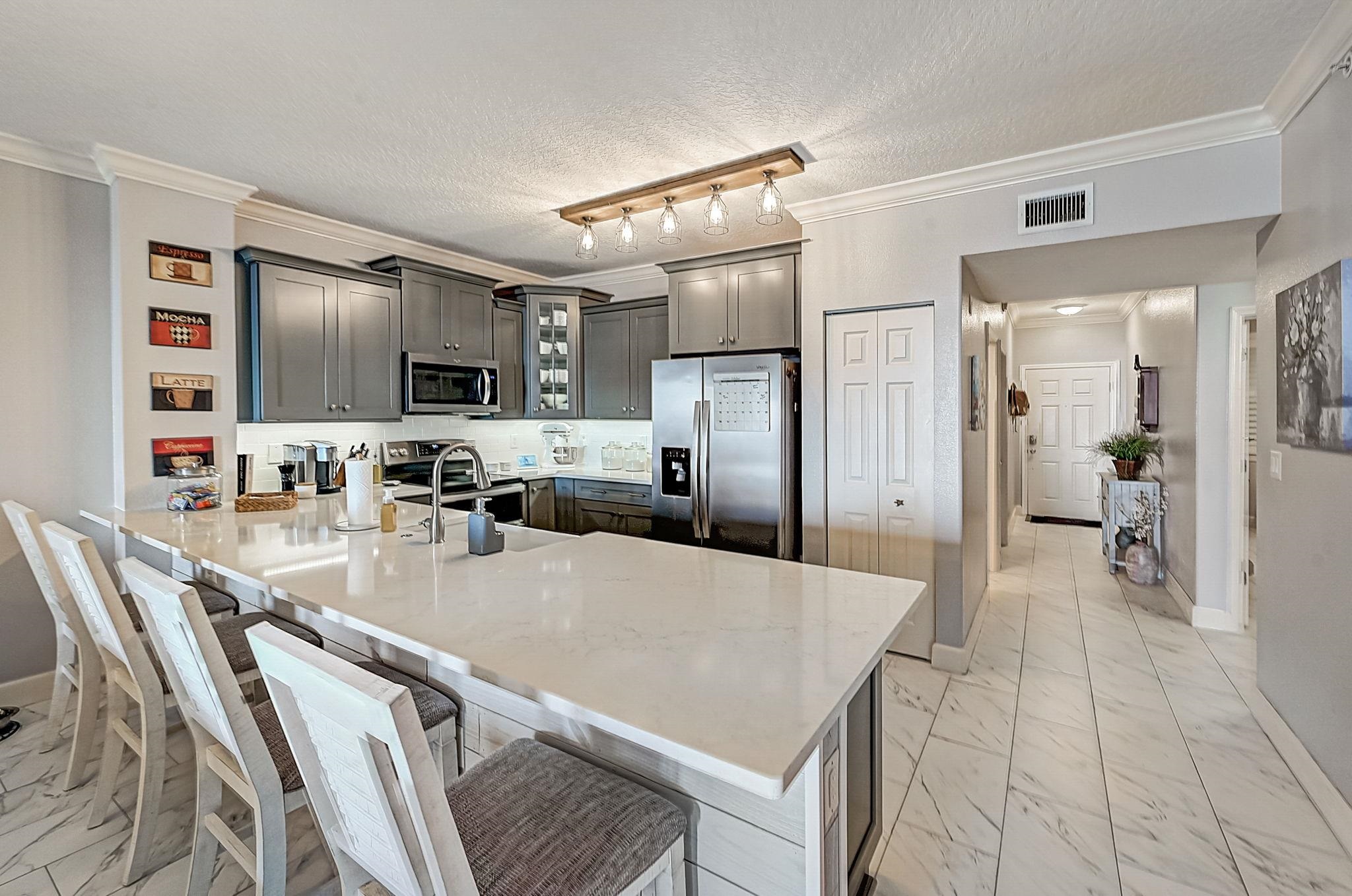 80 Surfview Dr. Unit: 706