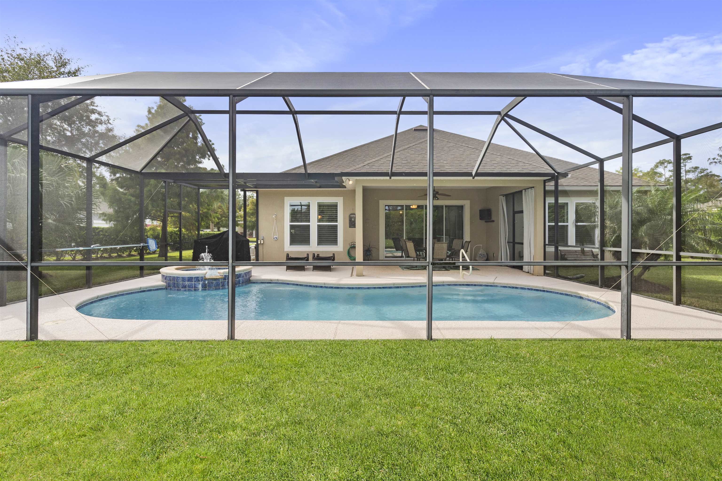 225 Moses Creek Blvd