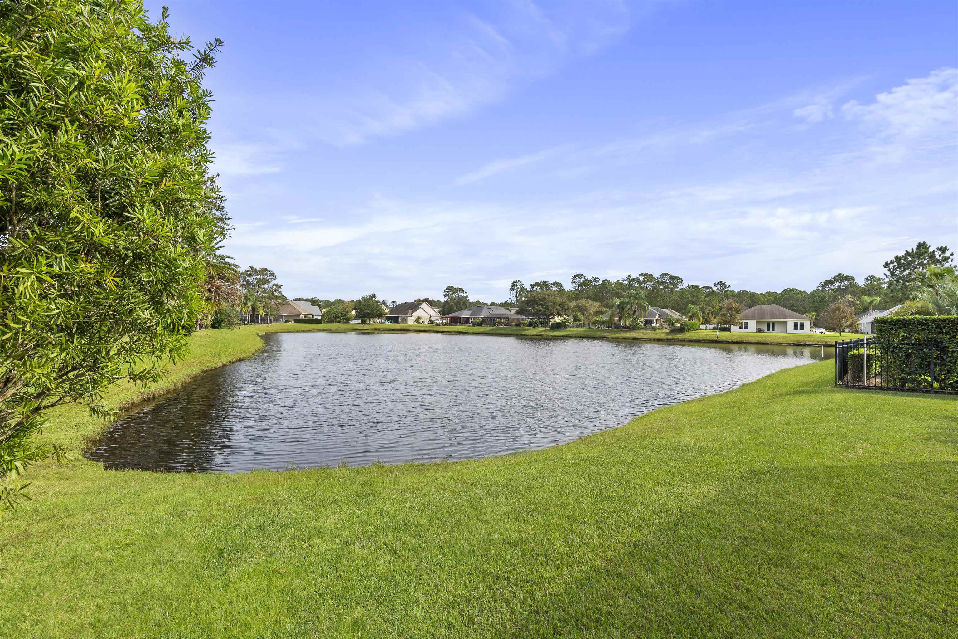 225 Moses Creek Blvd