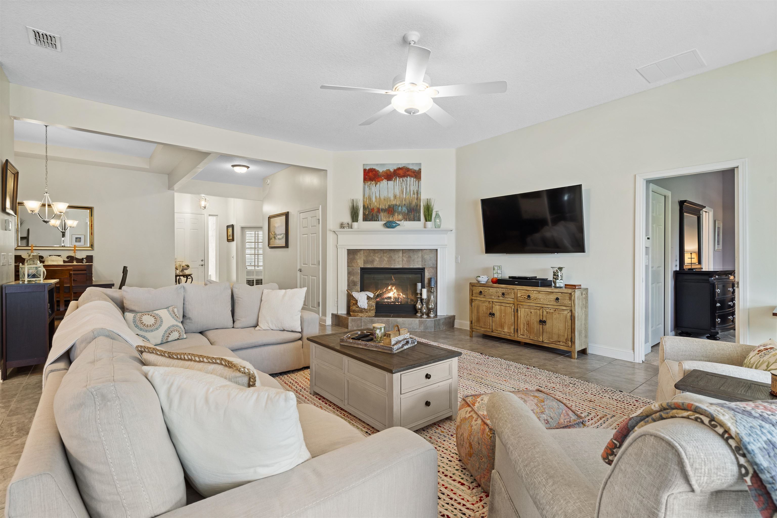 225 Moses Creek Blvd