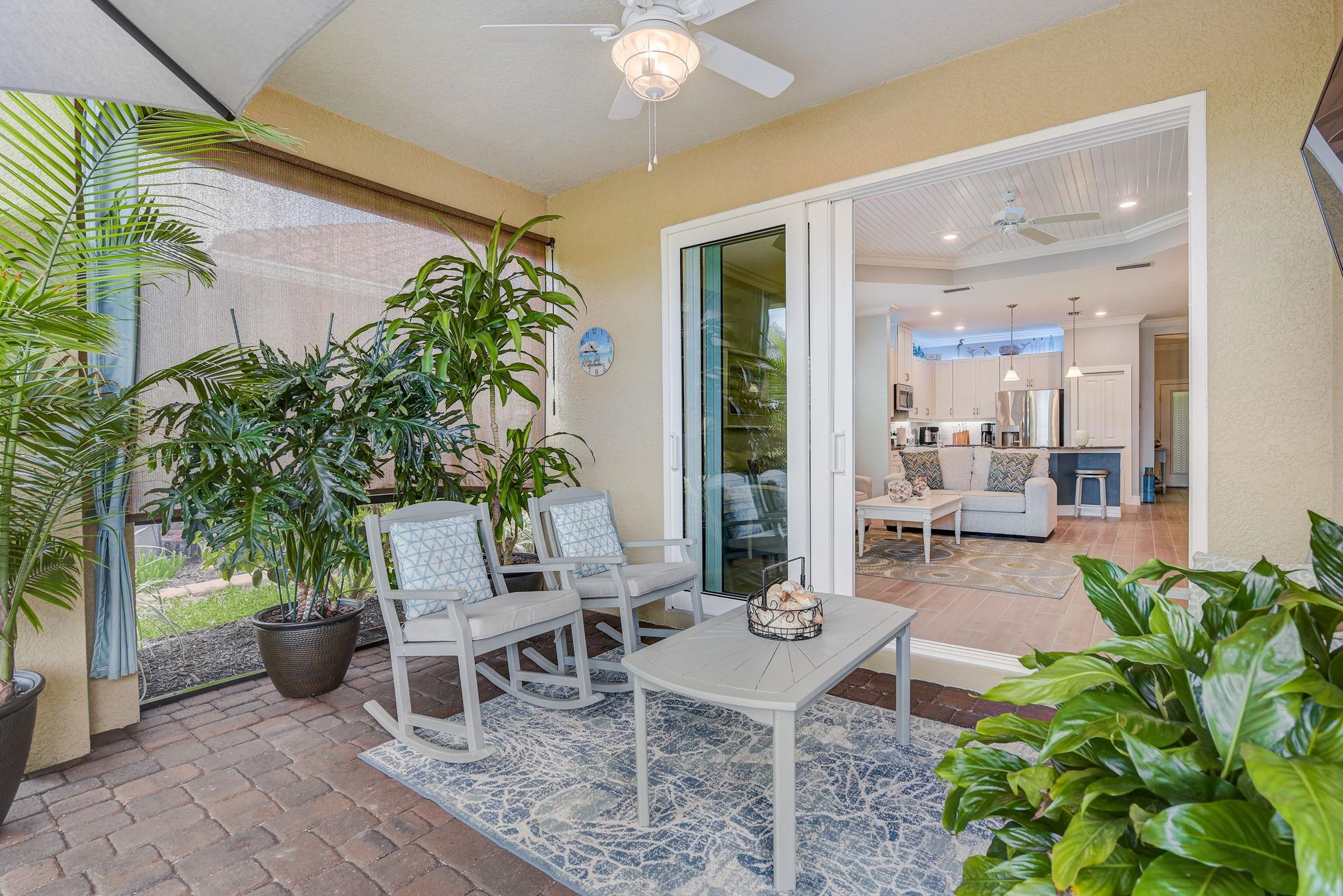 1604 Calle Grand Street