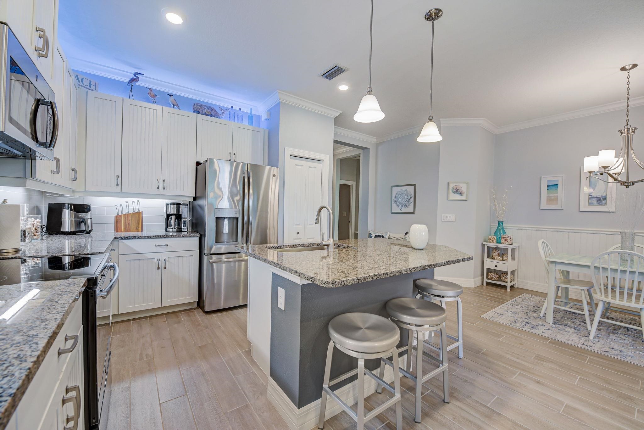 1604 Calle Grand Street