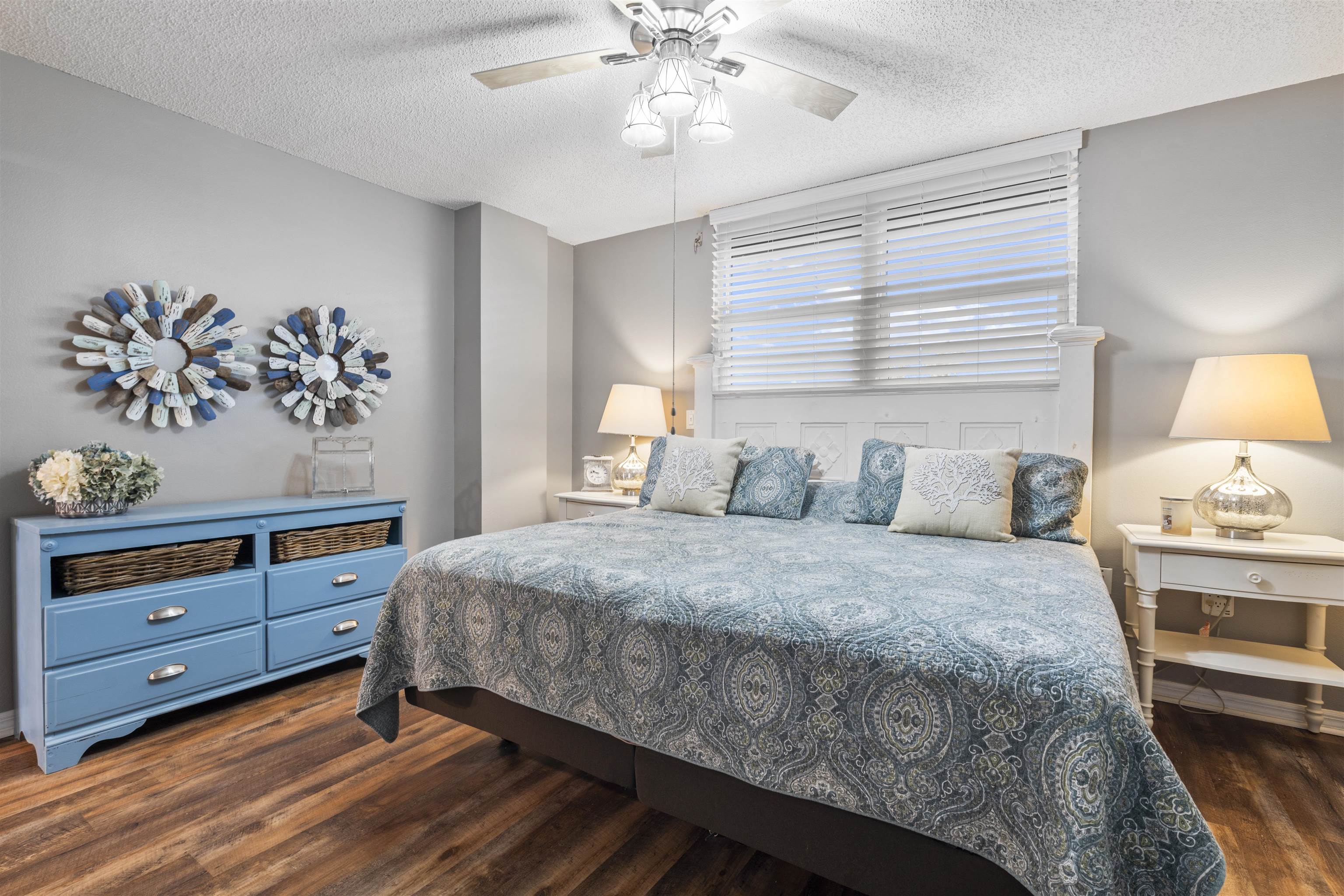 8050 S A1A Unit: 107