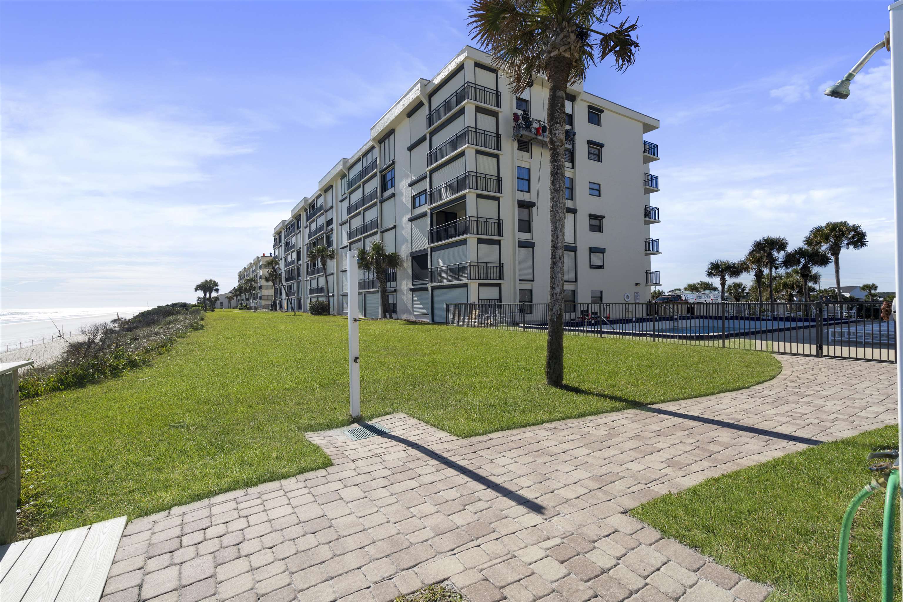 8050 S A1A Unit: 107