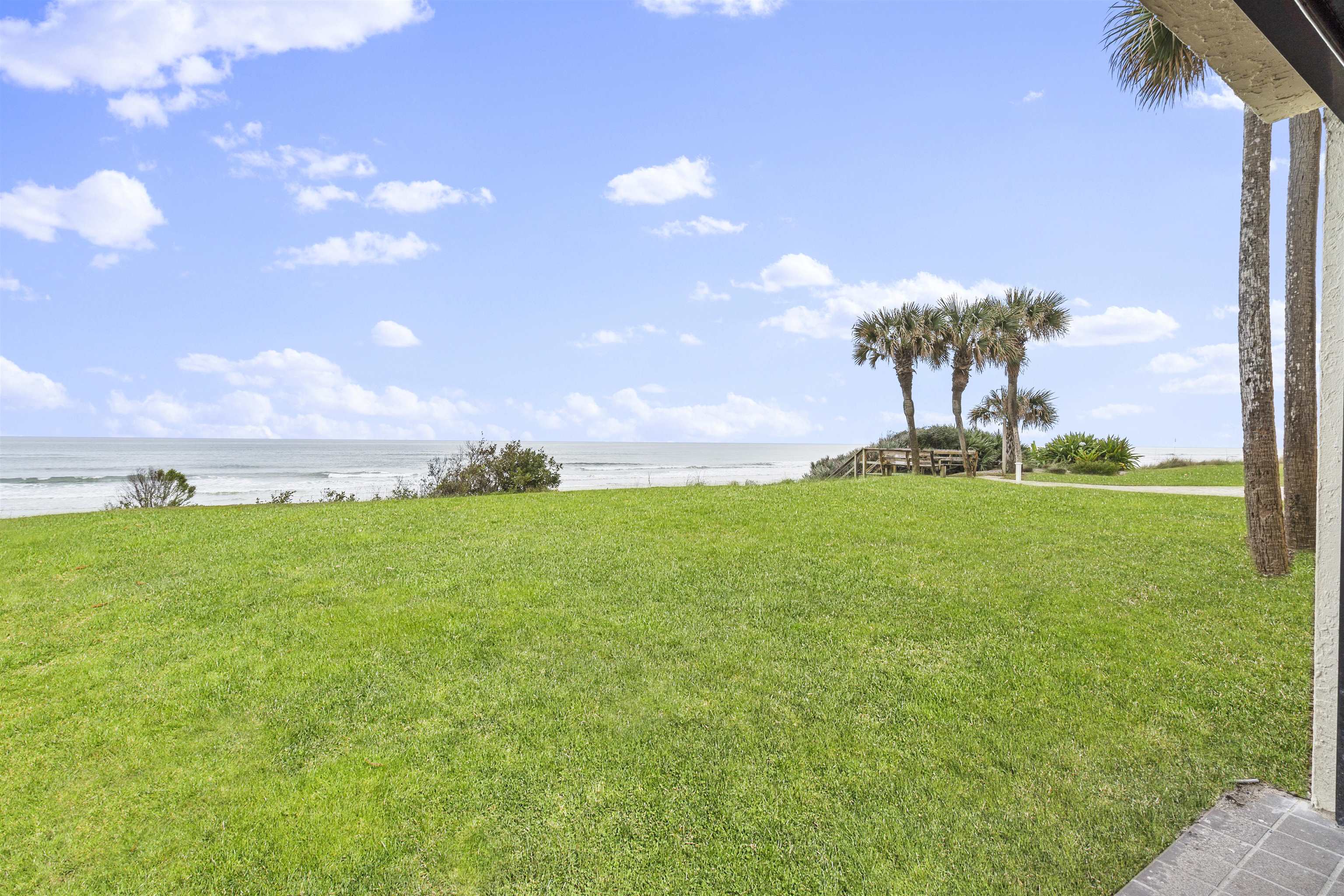 8050 S A1A Unit: 107