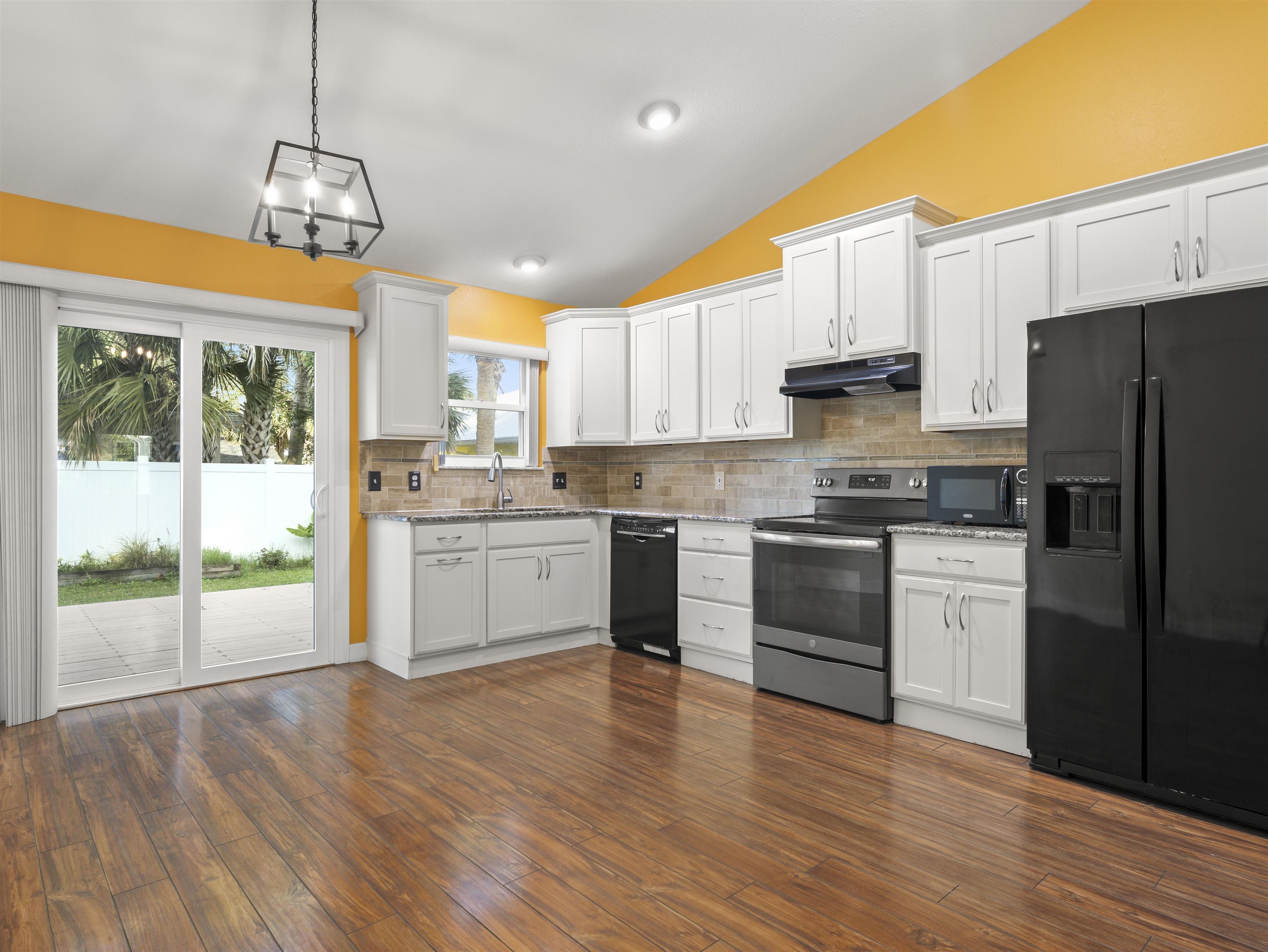 324 N 7th street