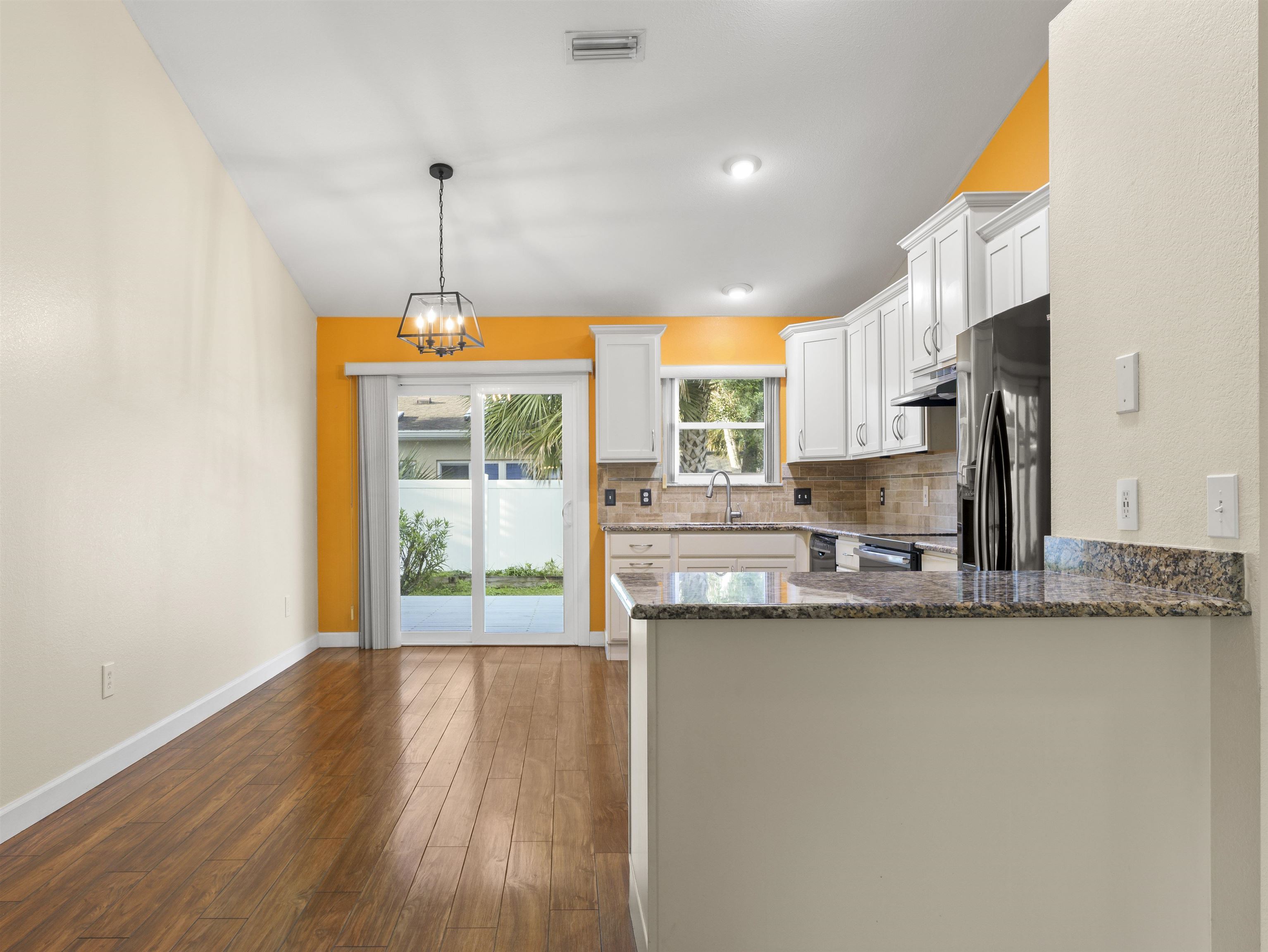 324 N 7th street