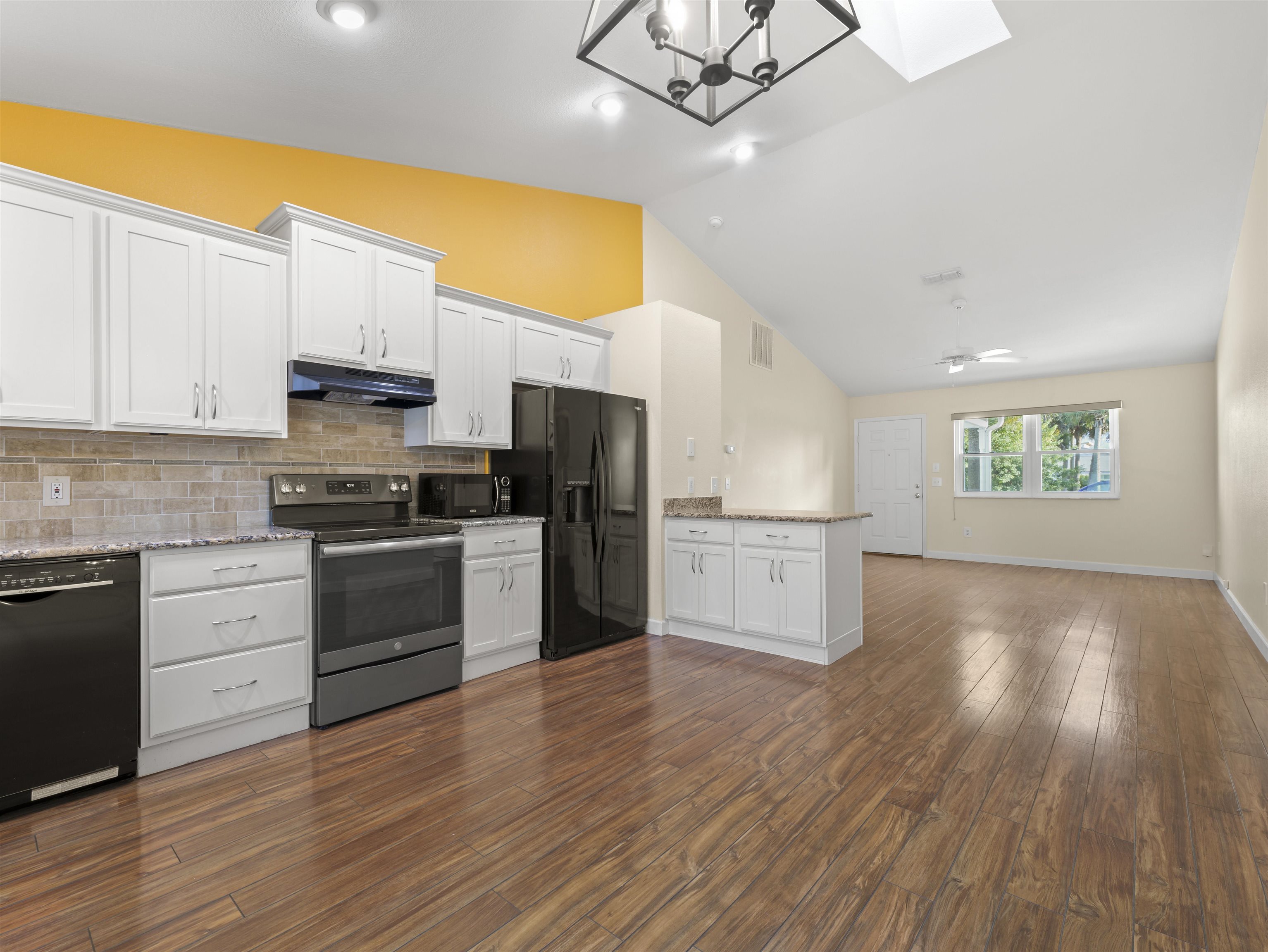 324 N 7th street