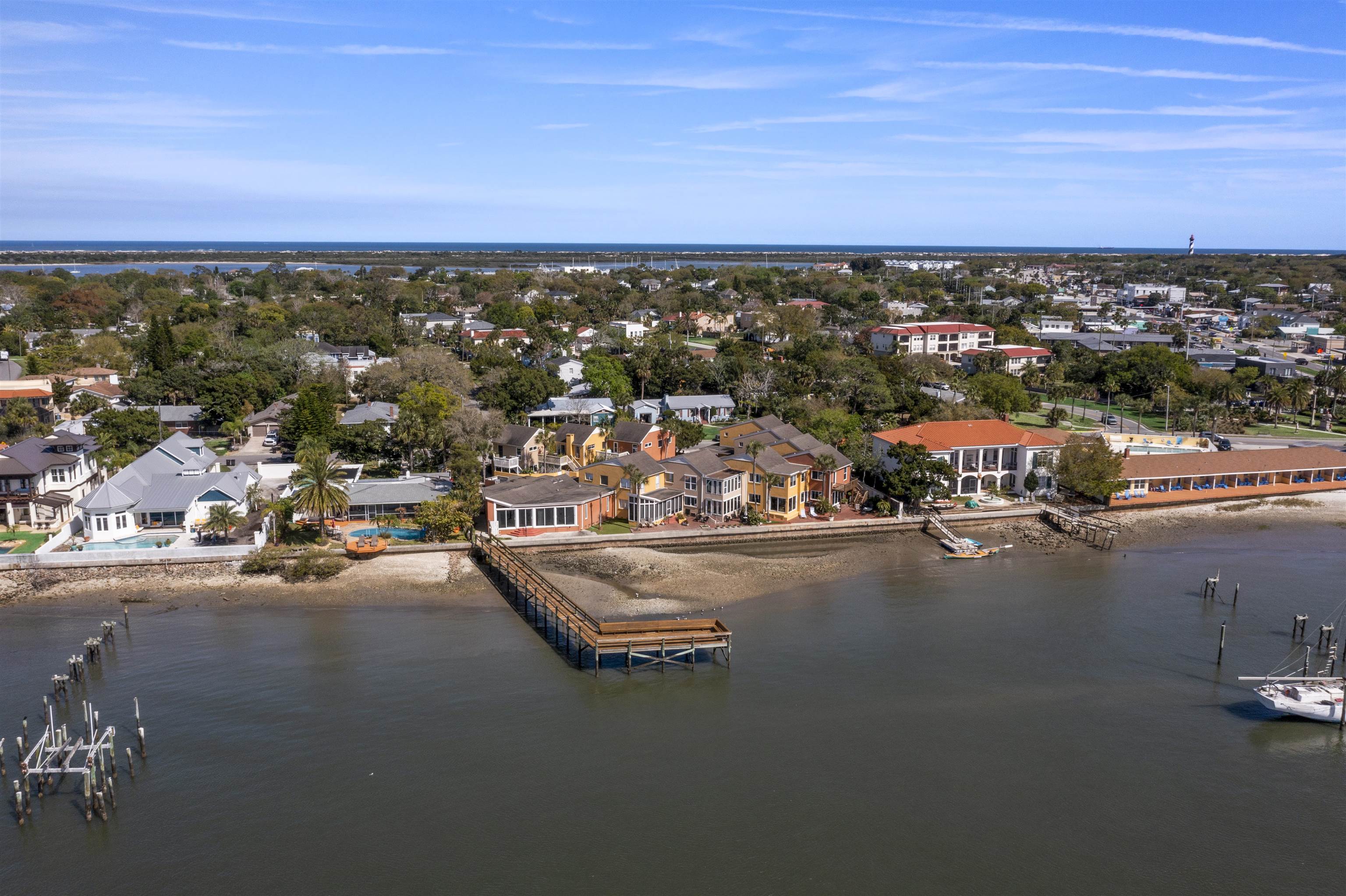 18 N Saint Augustine Boulevard Unit: 3