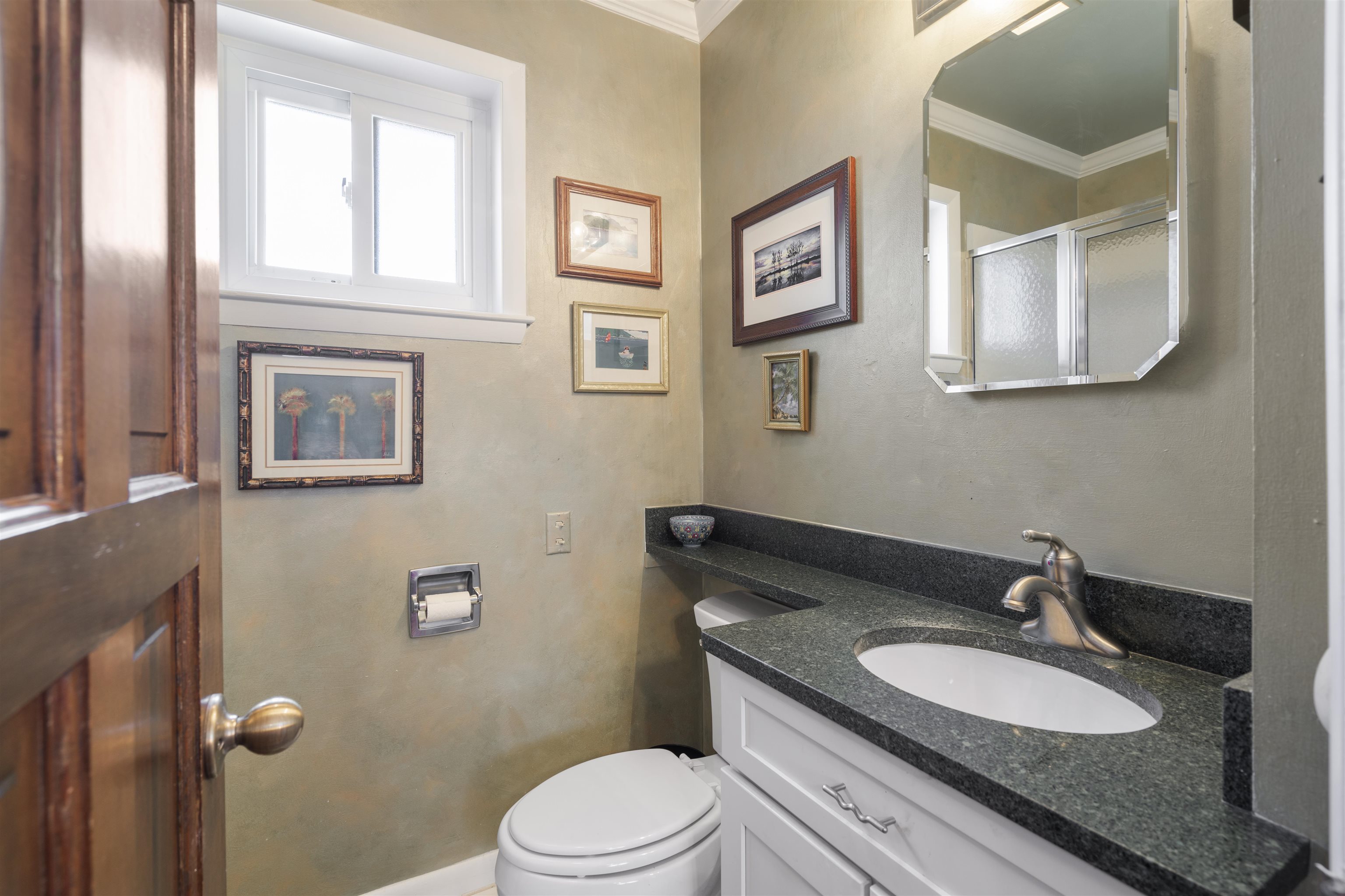 18 N Saint Augustine Boulevard Unit: 3