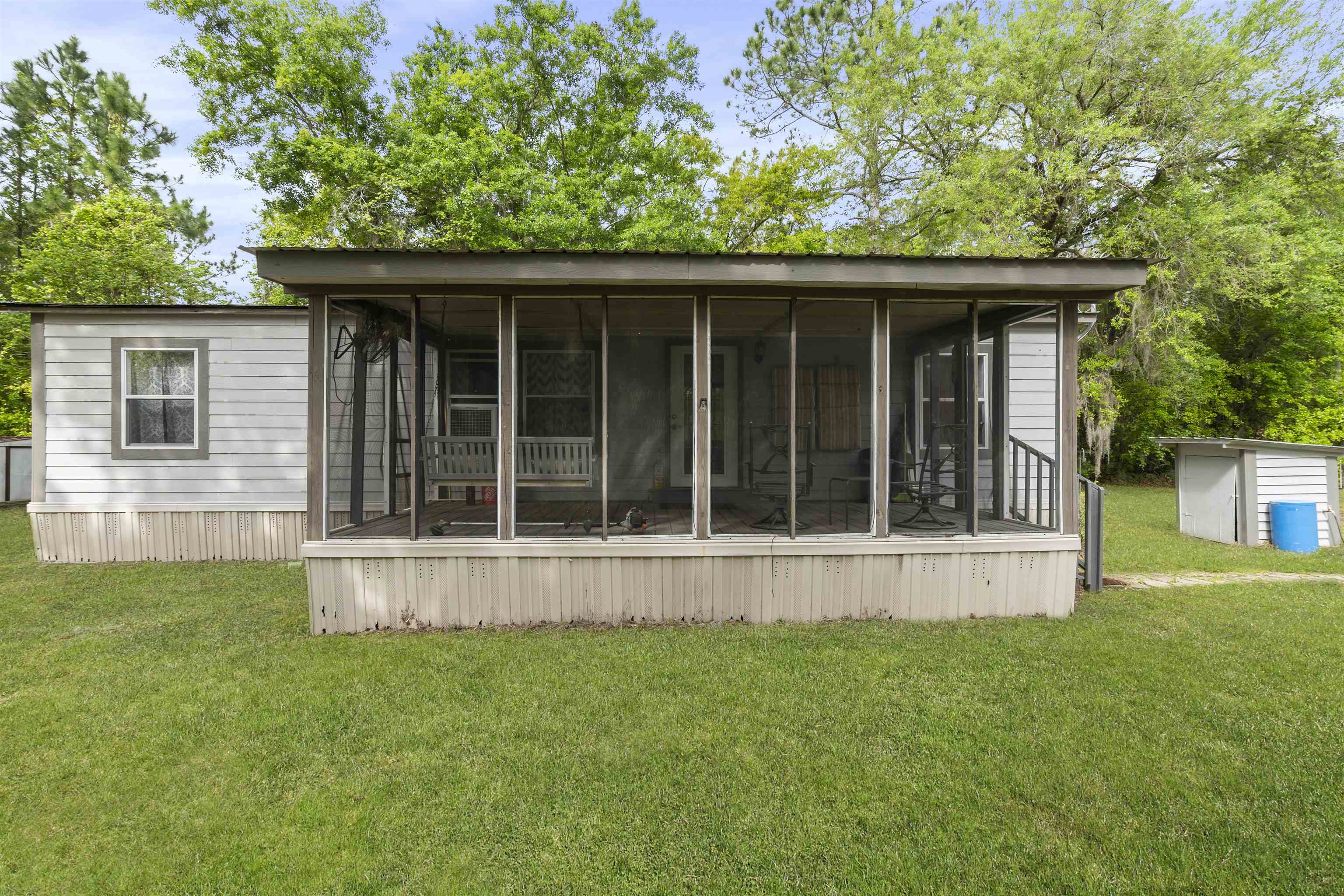 6949 County Road 208