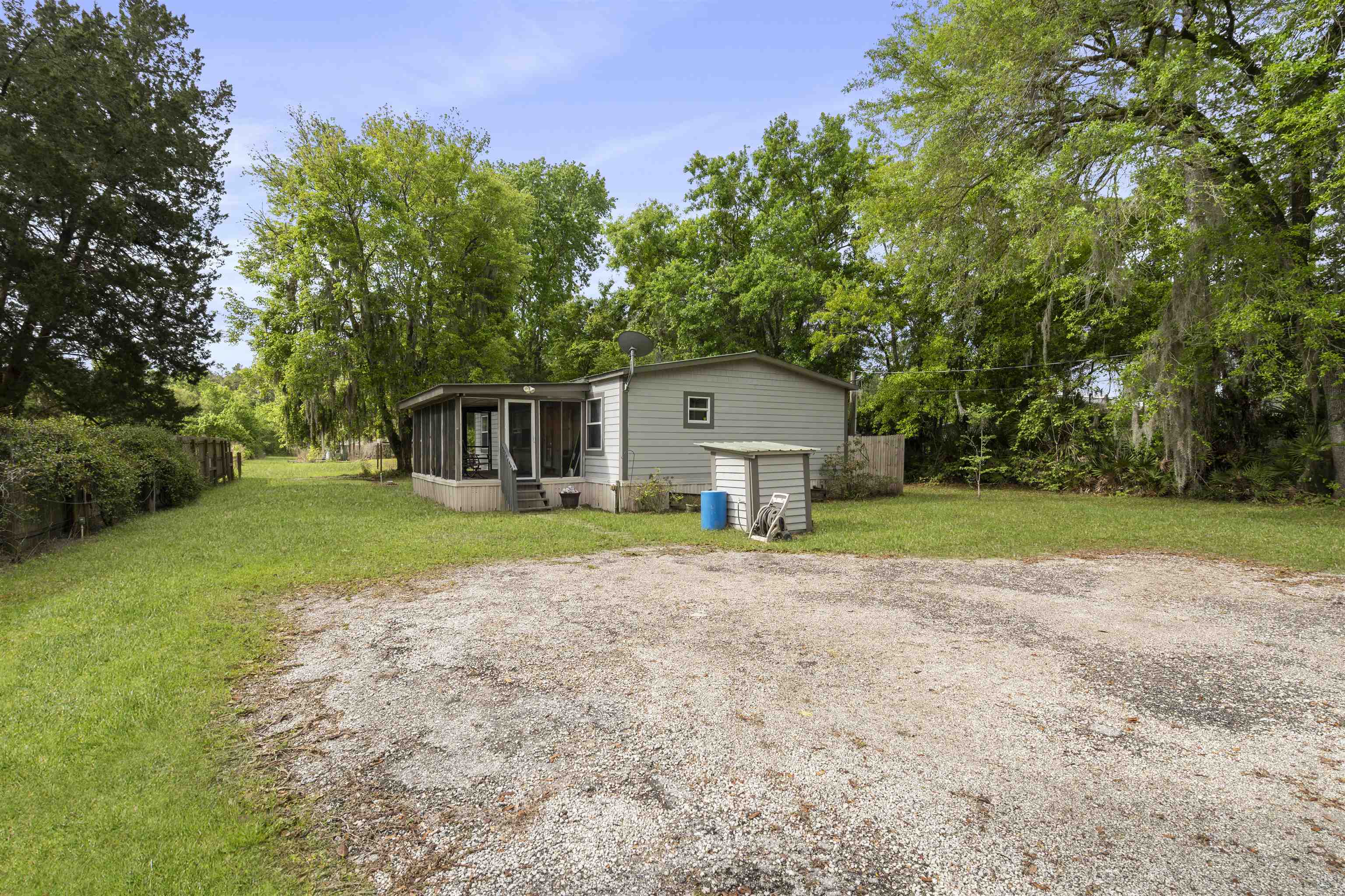 6949 County Road 208