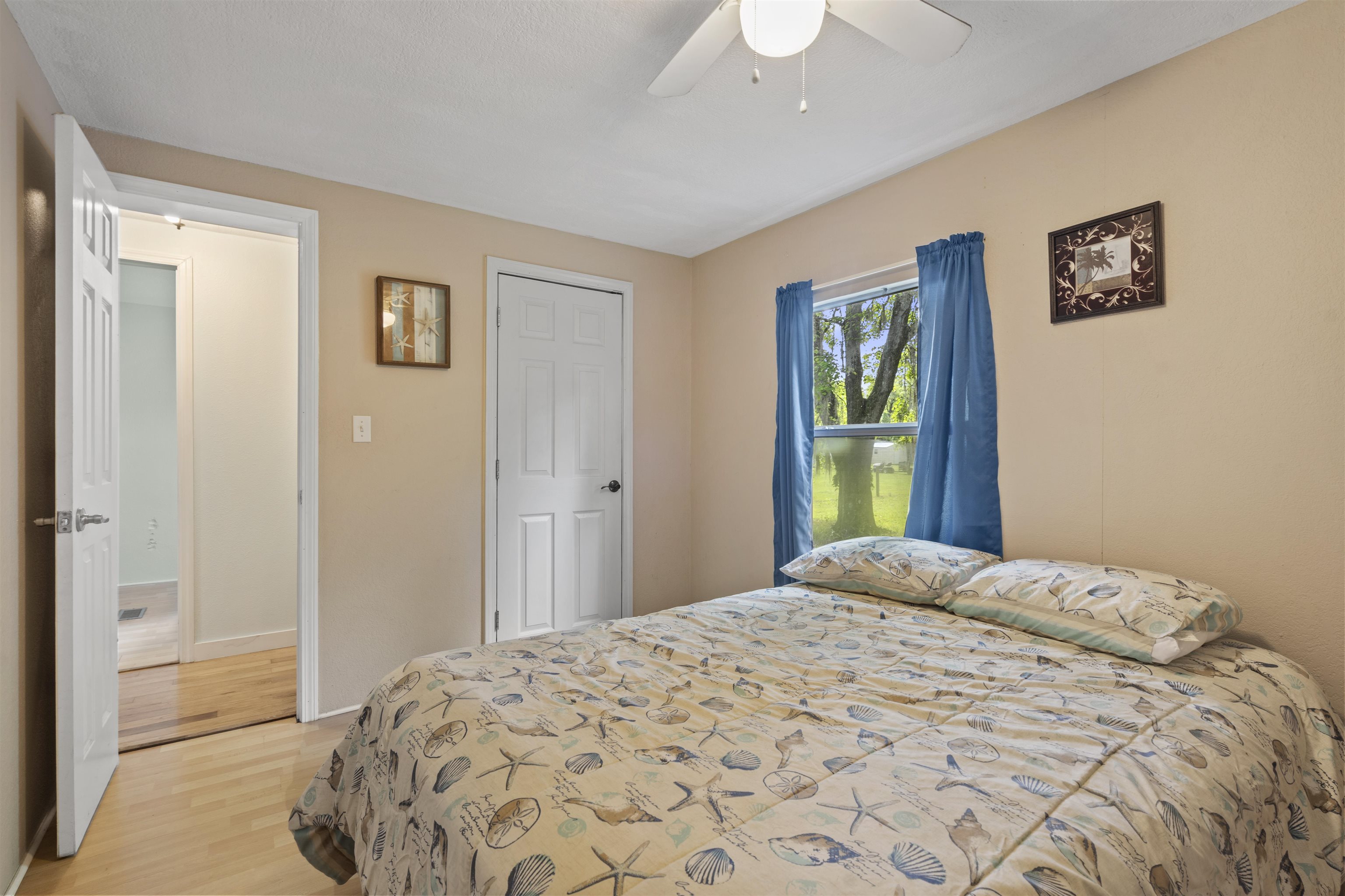 6949 County Road 208