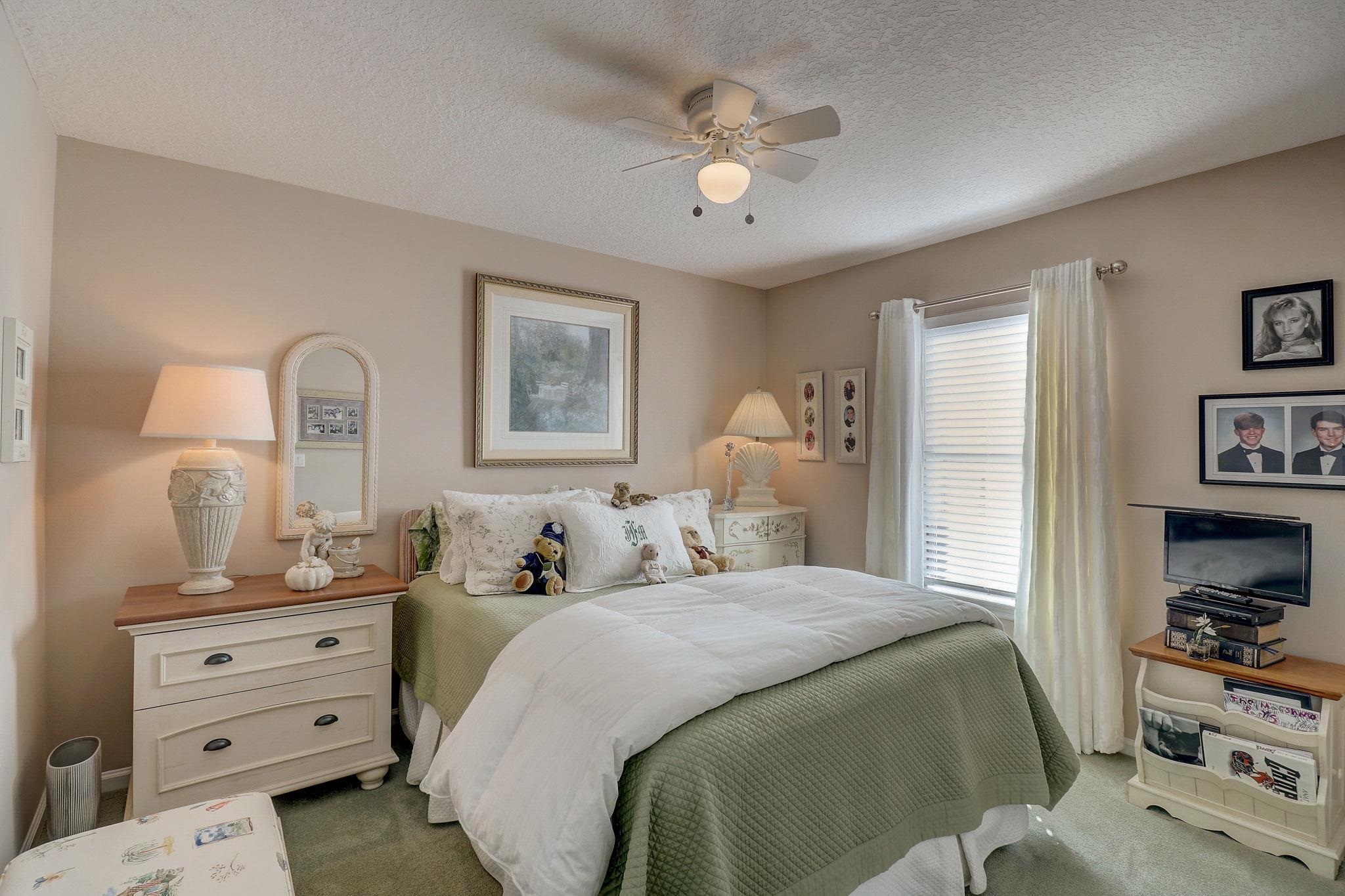 2044 W Lymington Way