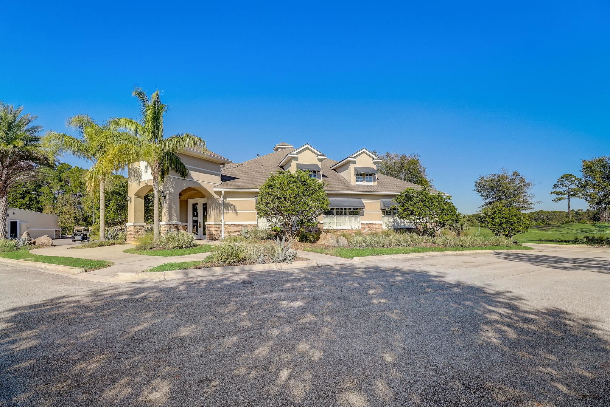 2044 W Lymington Way