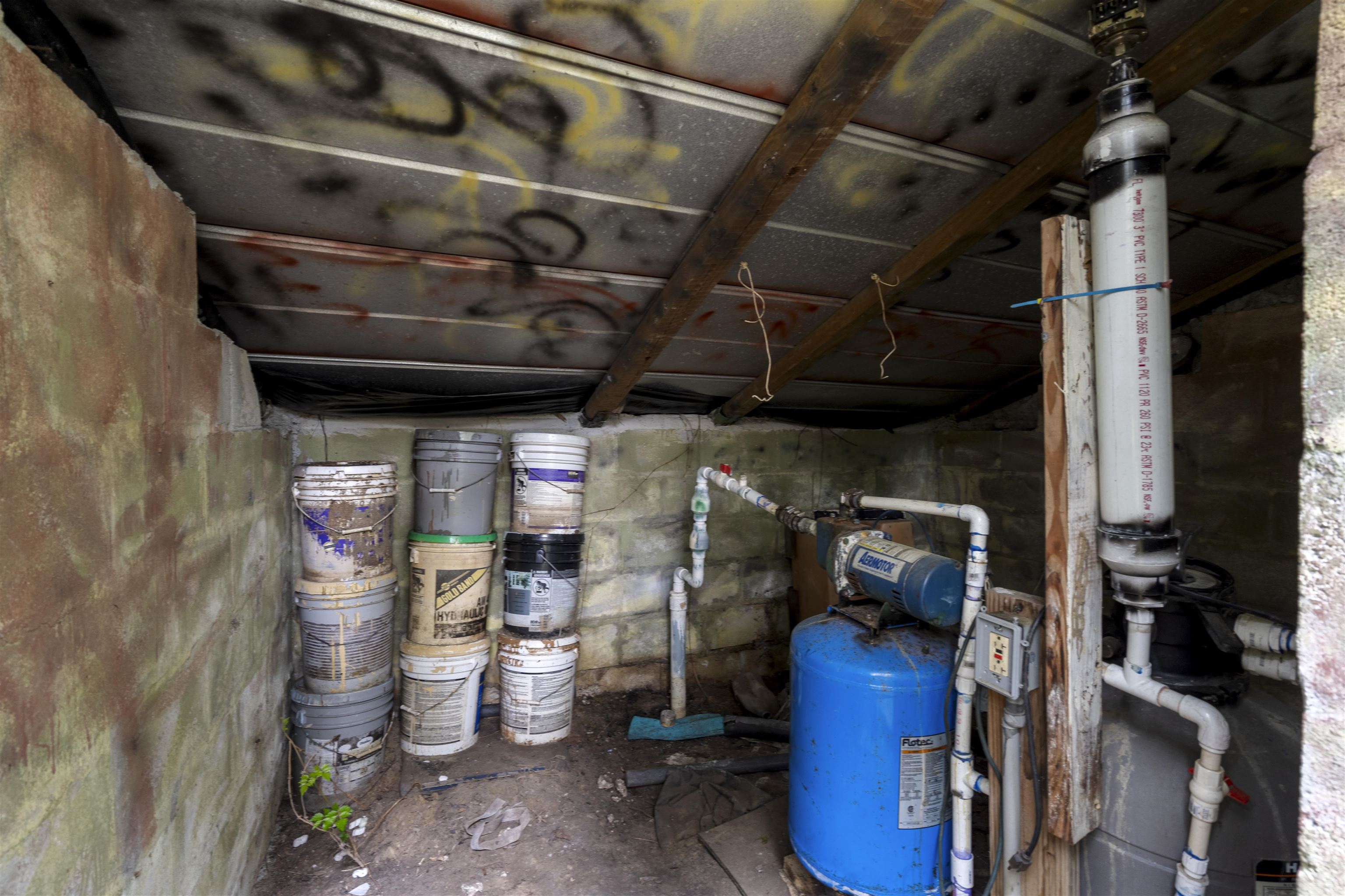 4860 Flagler Estates Blvd