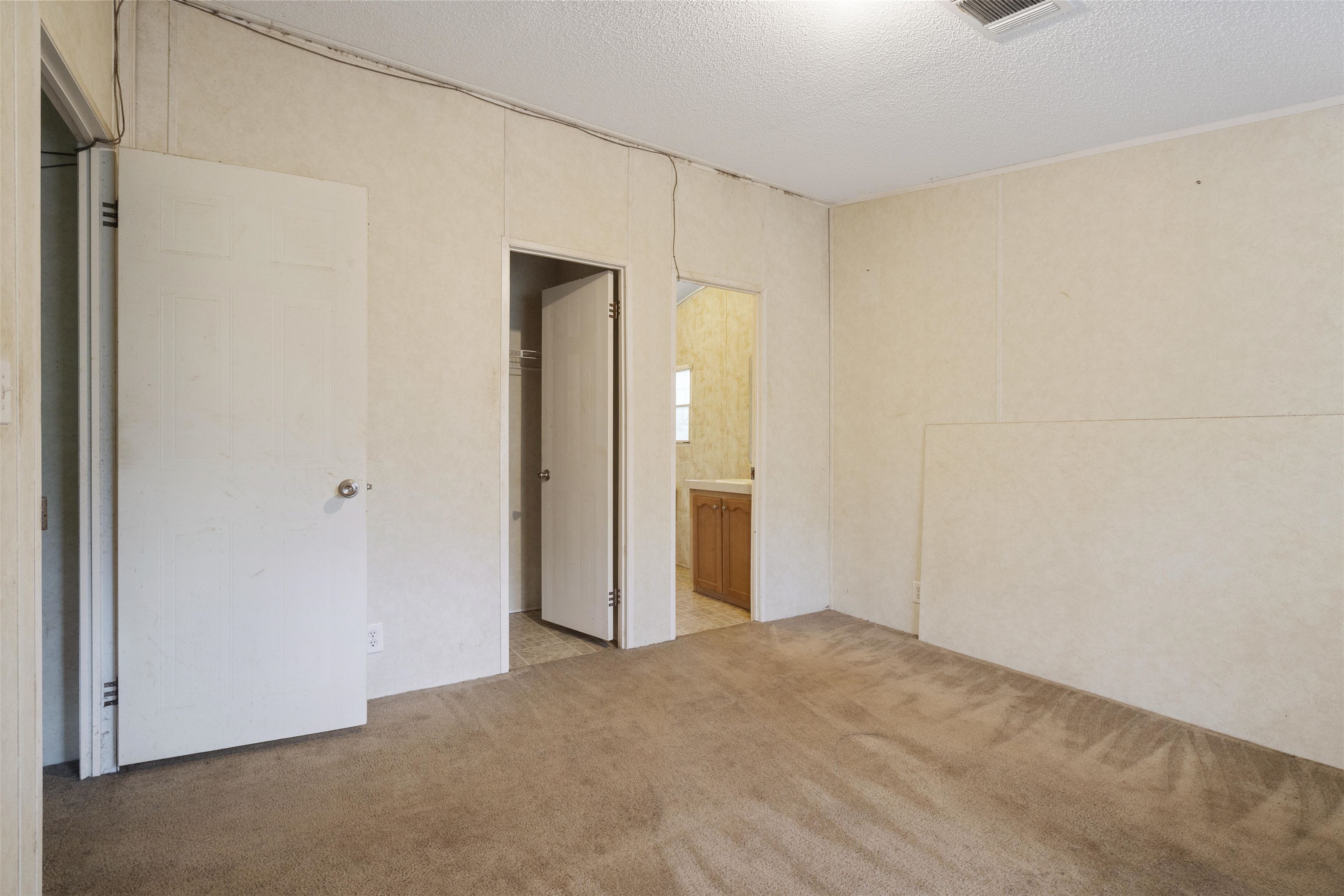 4860 Flagler Estates Blvd