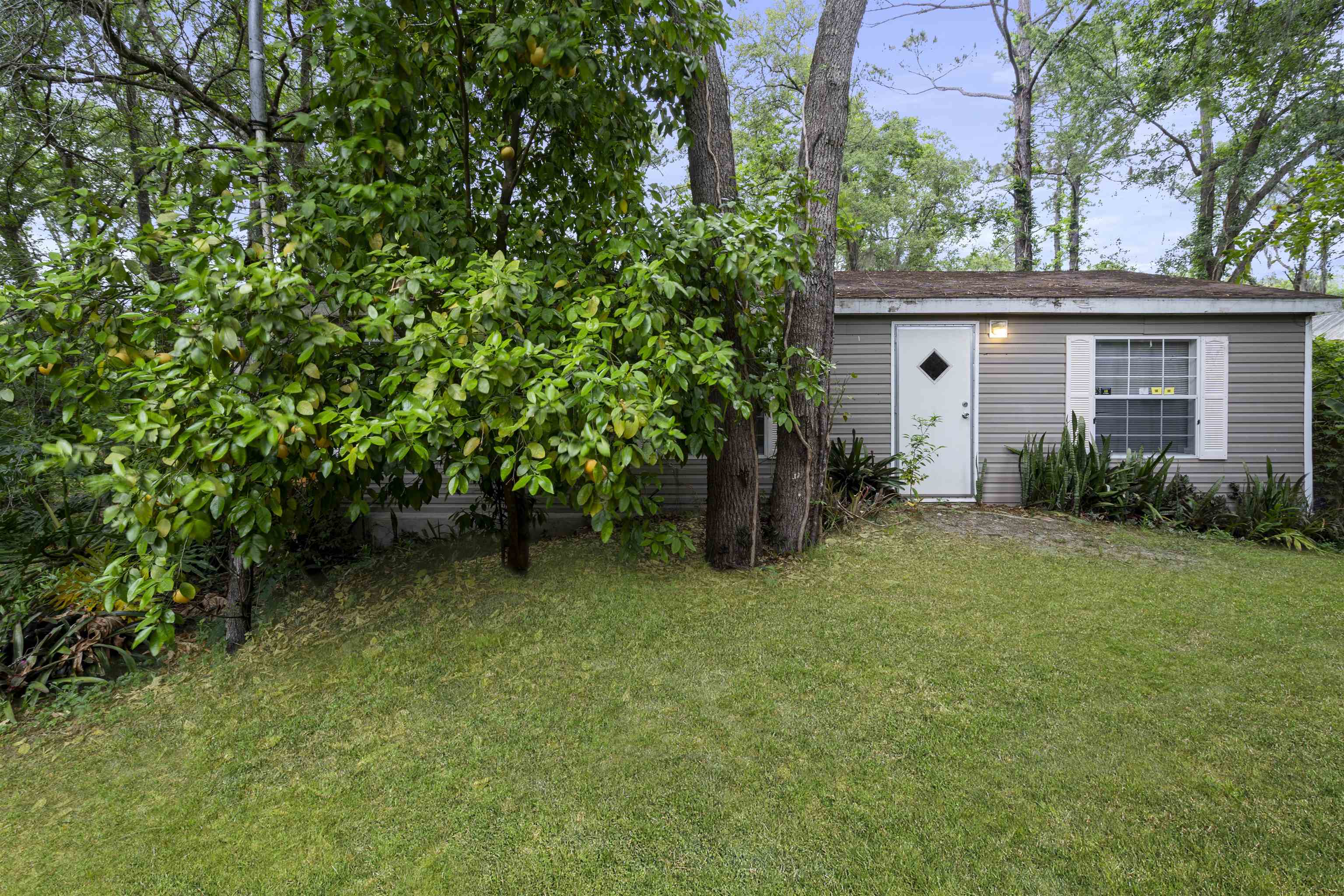 4860 Flagler Estates Blvd