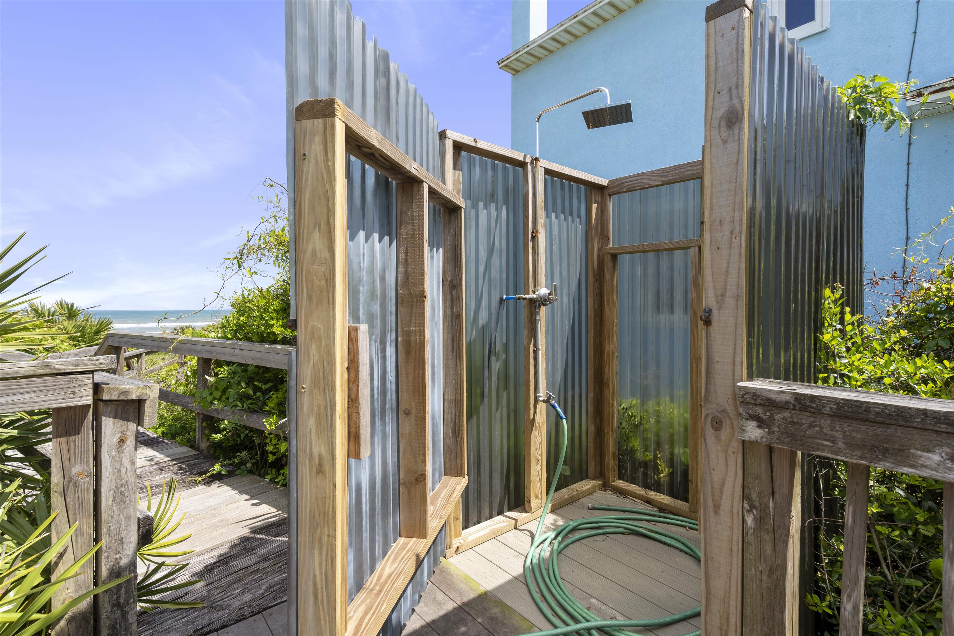 6400 Broward St with Lots 1 & 2