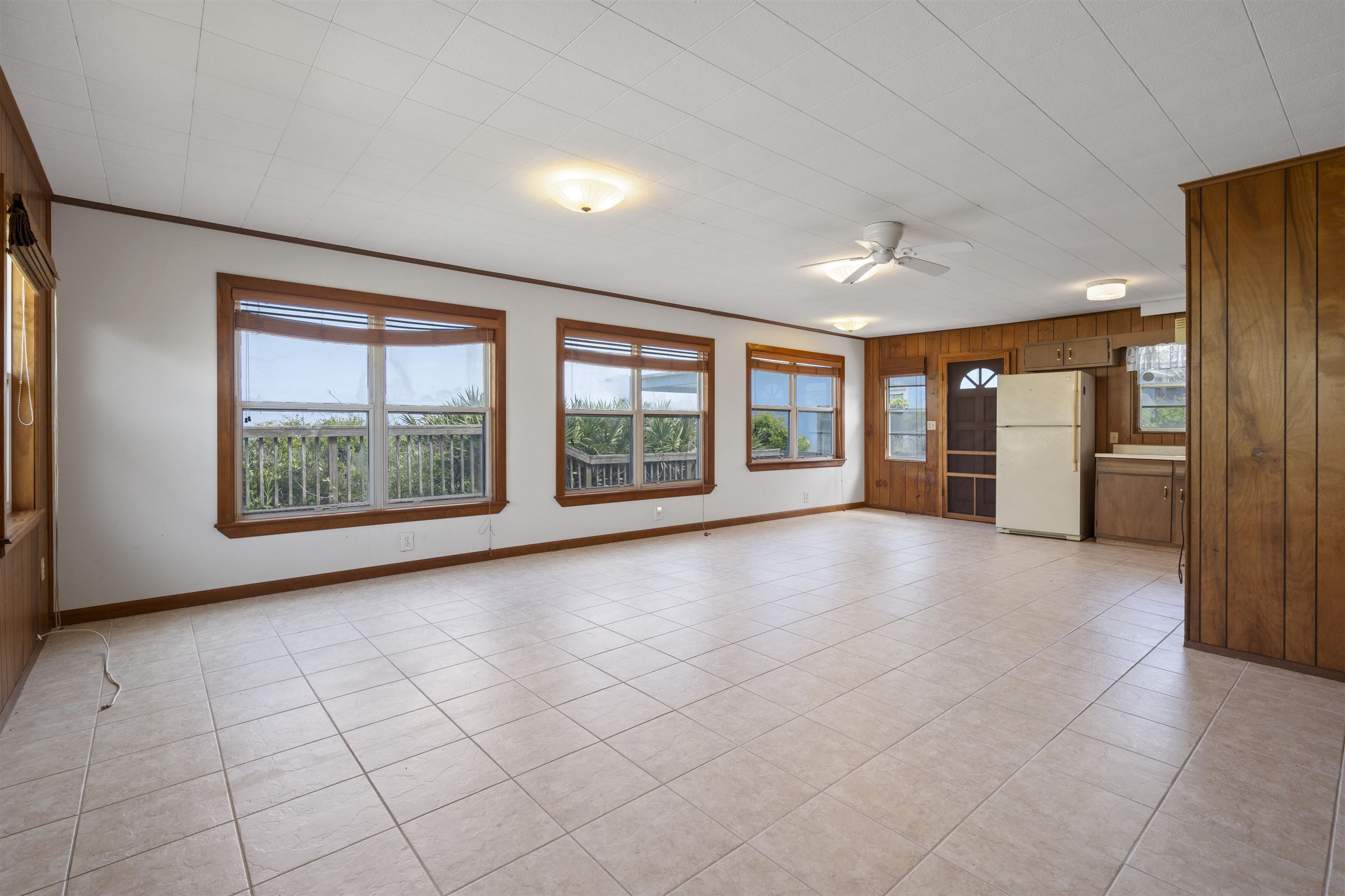 6400 Broward St with Lots 1 & 2