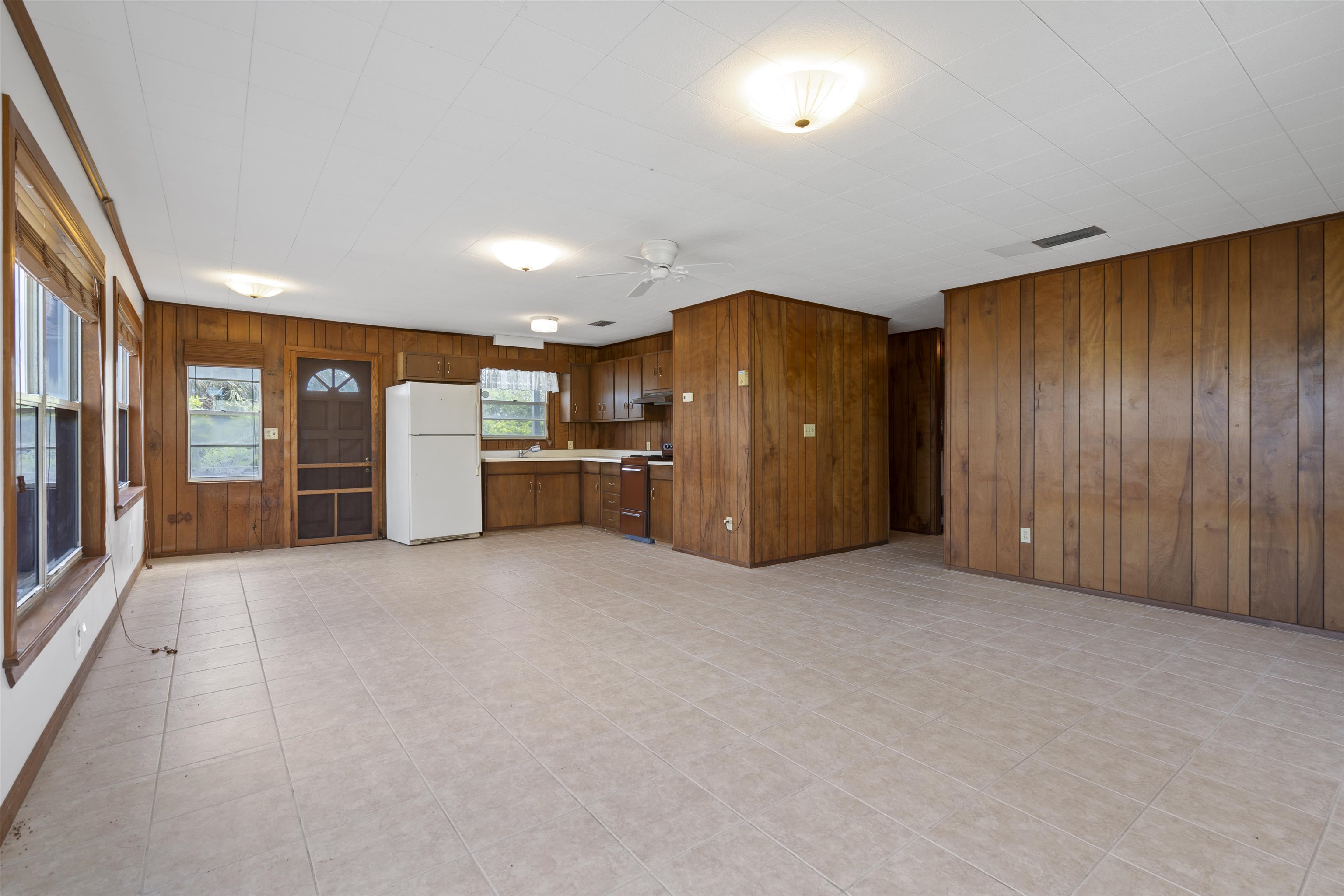 6400 Broward St with Lots 1 & 2