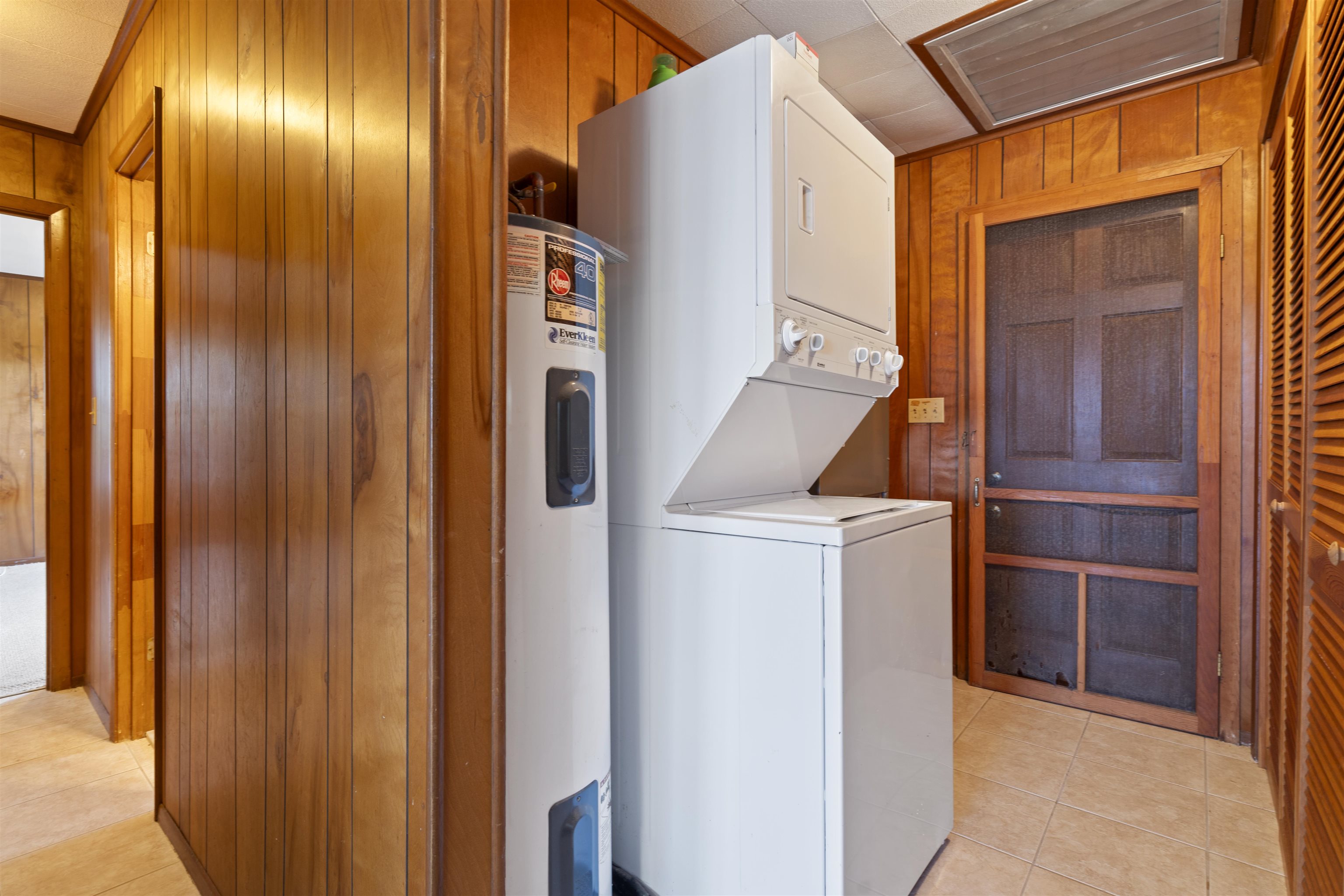 6400 Broward St with Lots 1 & 2