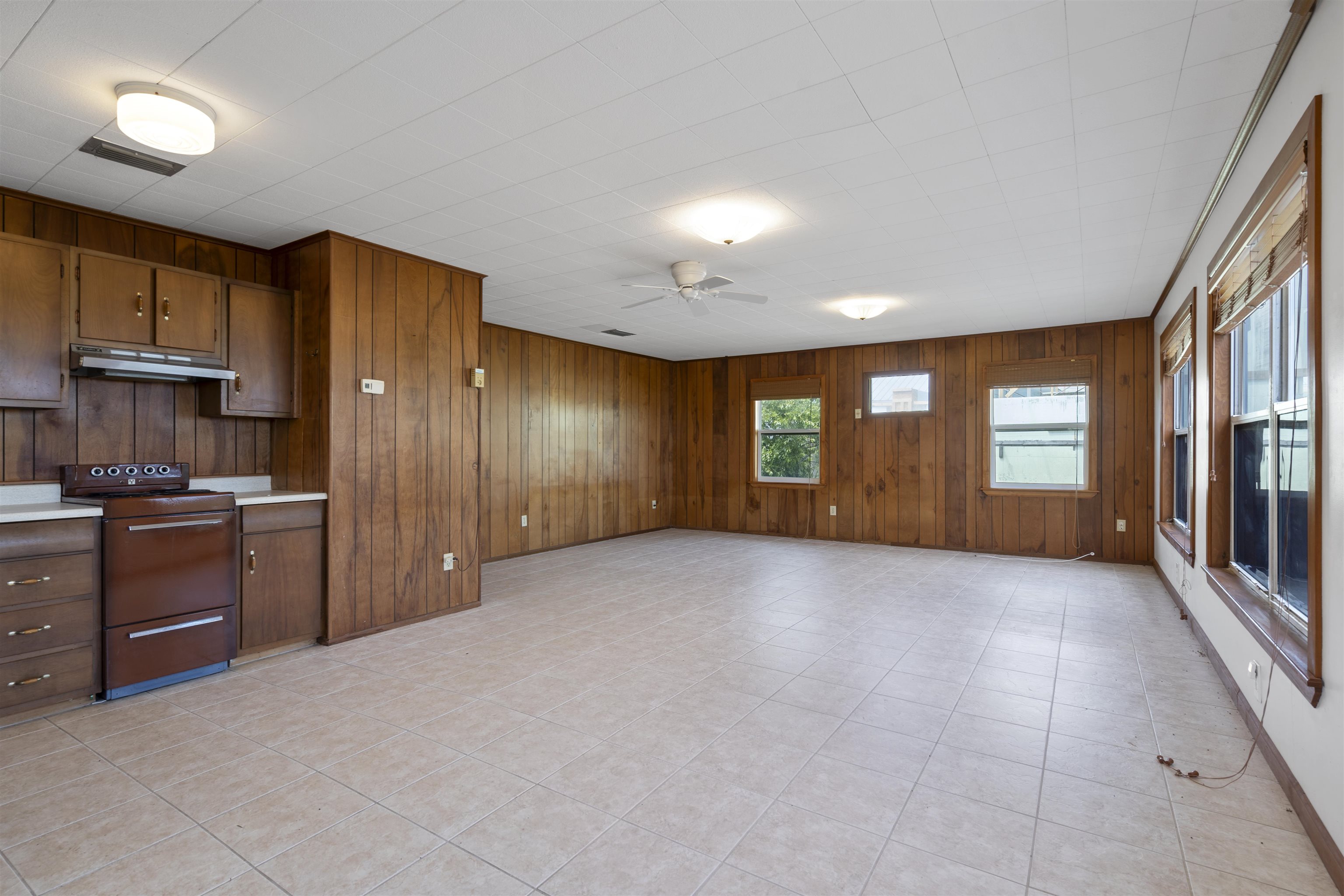 6400 Broward St with Lots 1 & 2