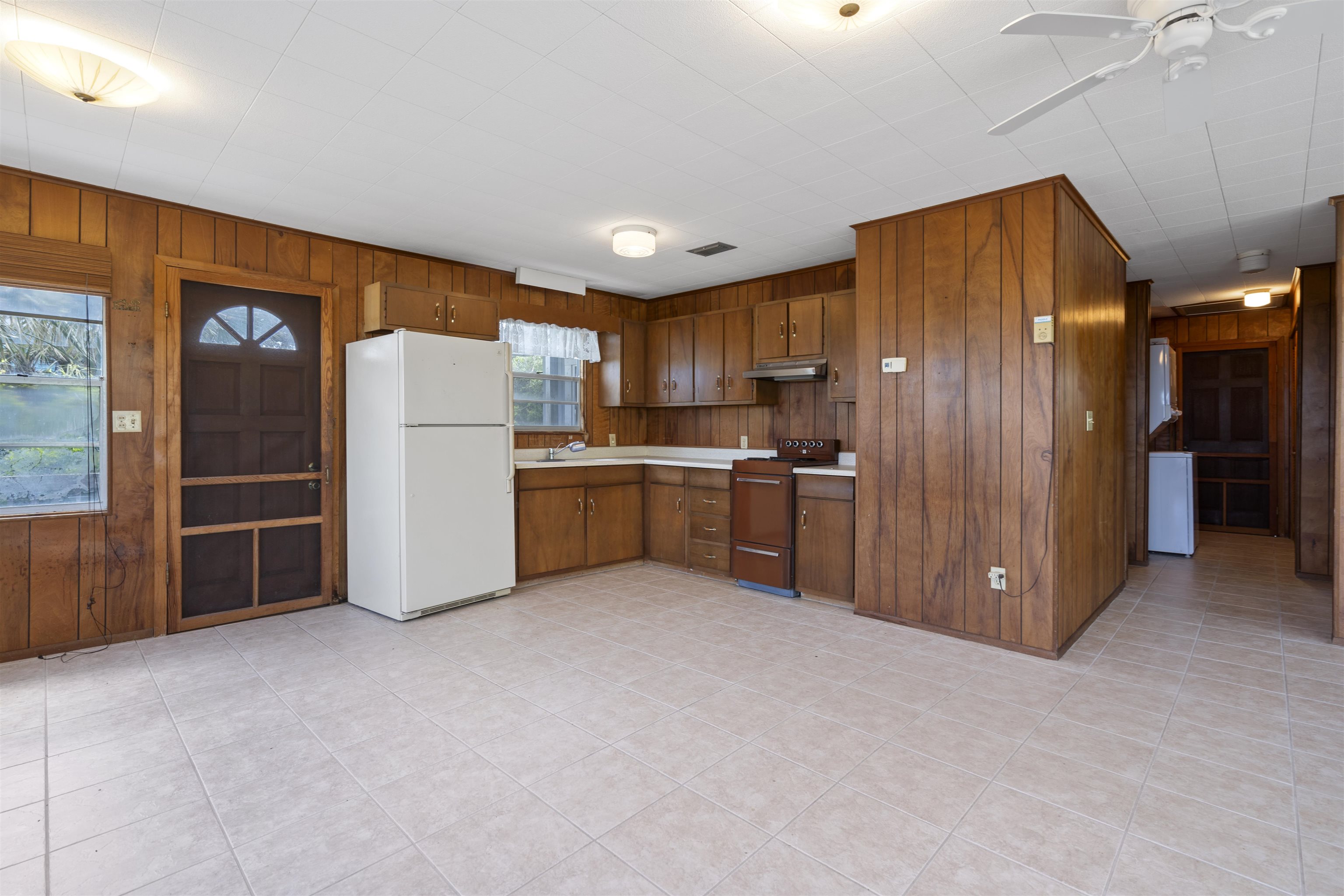 6400 Broward St with Lots 1 & 2