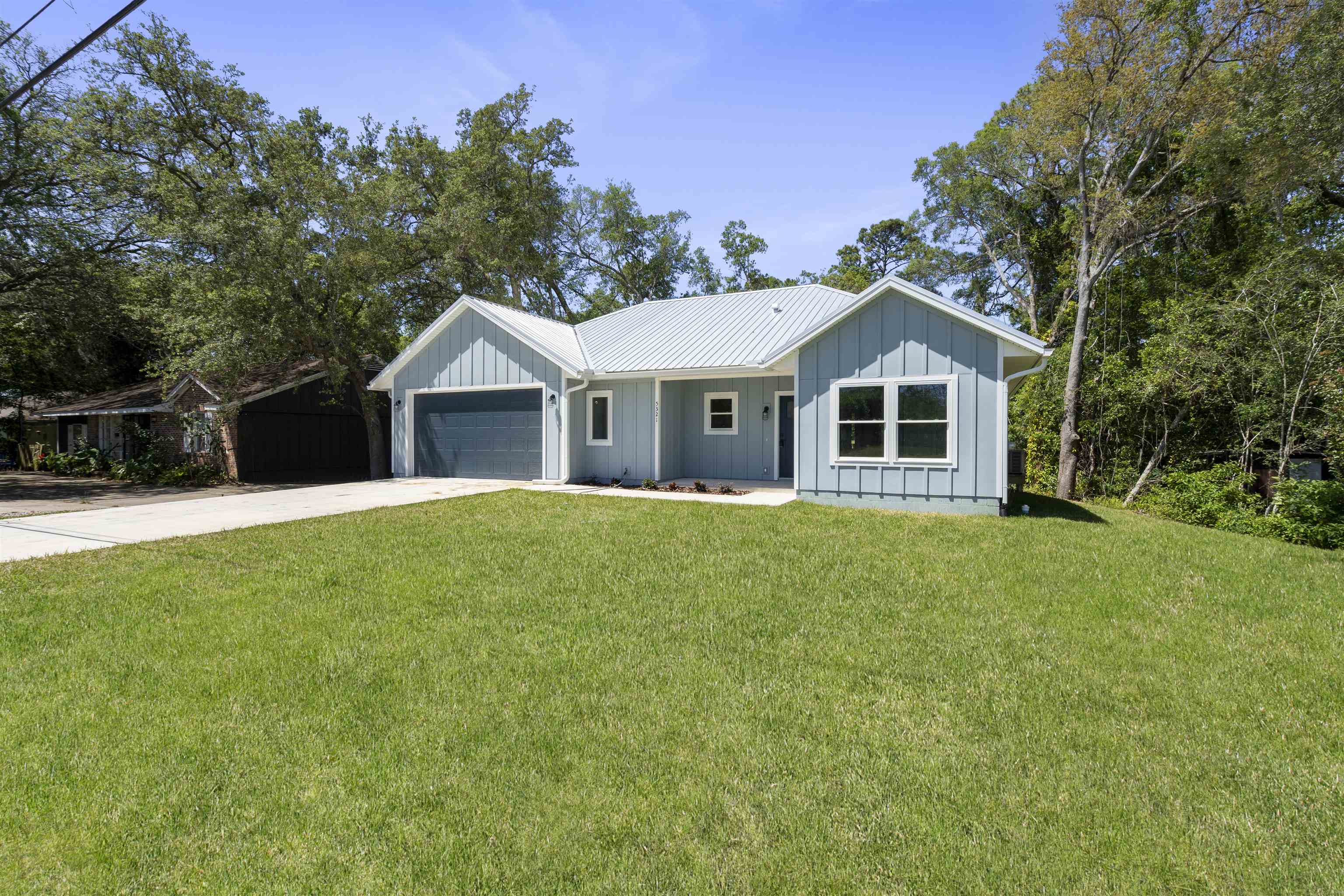 5321 Shore Dr