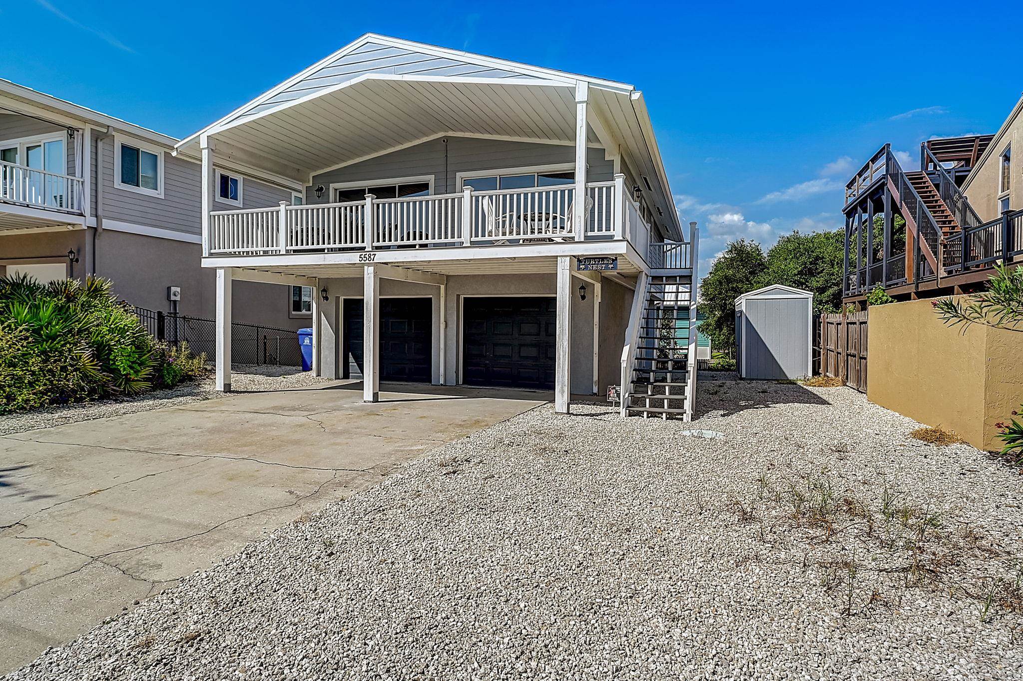 5587 Pelican Way