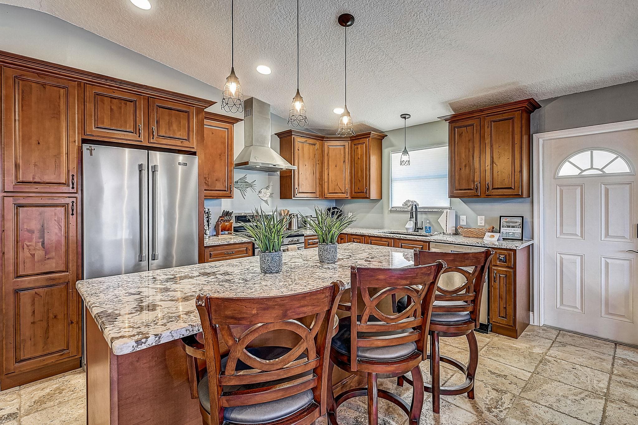 5587 Pelican Way