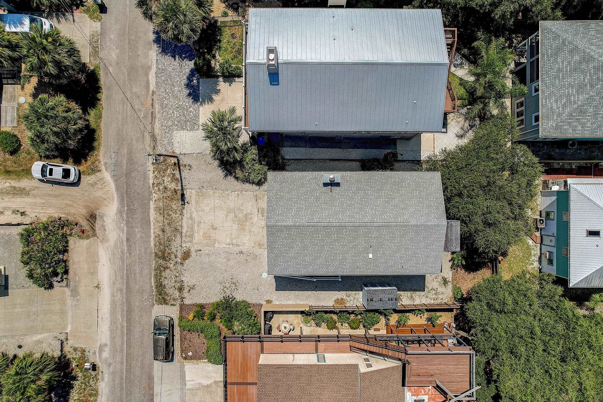 5587 Pelican Way