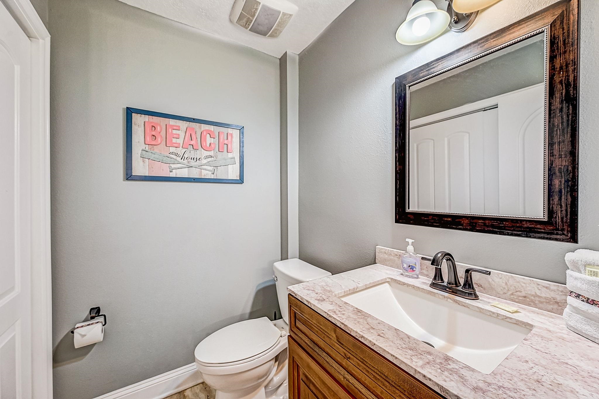 5587 Pelican Way
