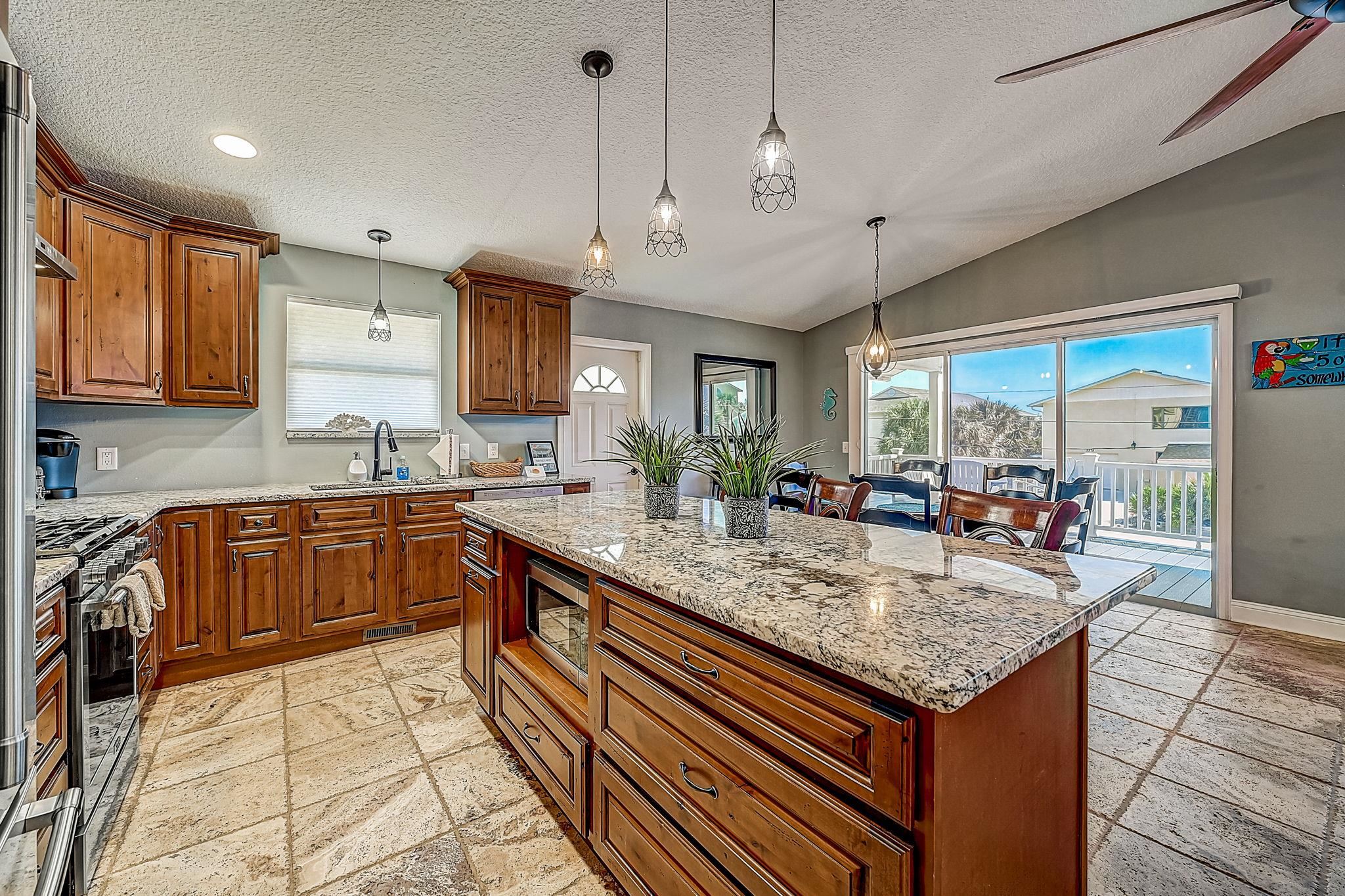 5587 Pelican Way