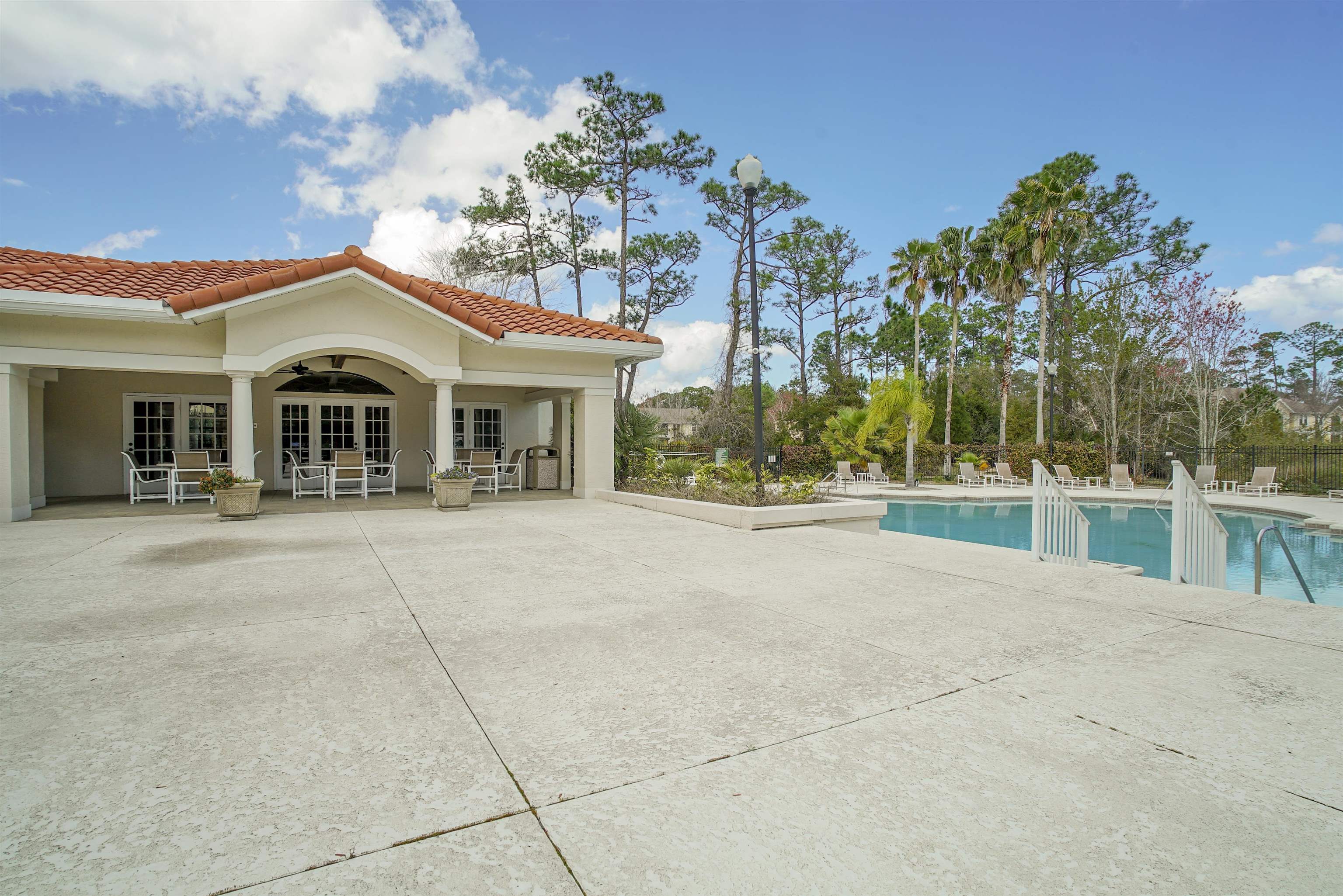 3015 Aqua Vista Ln Unit: 113