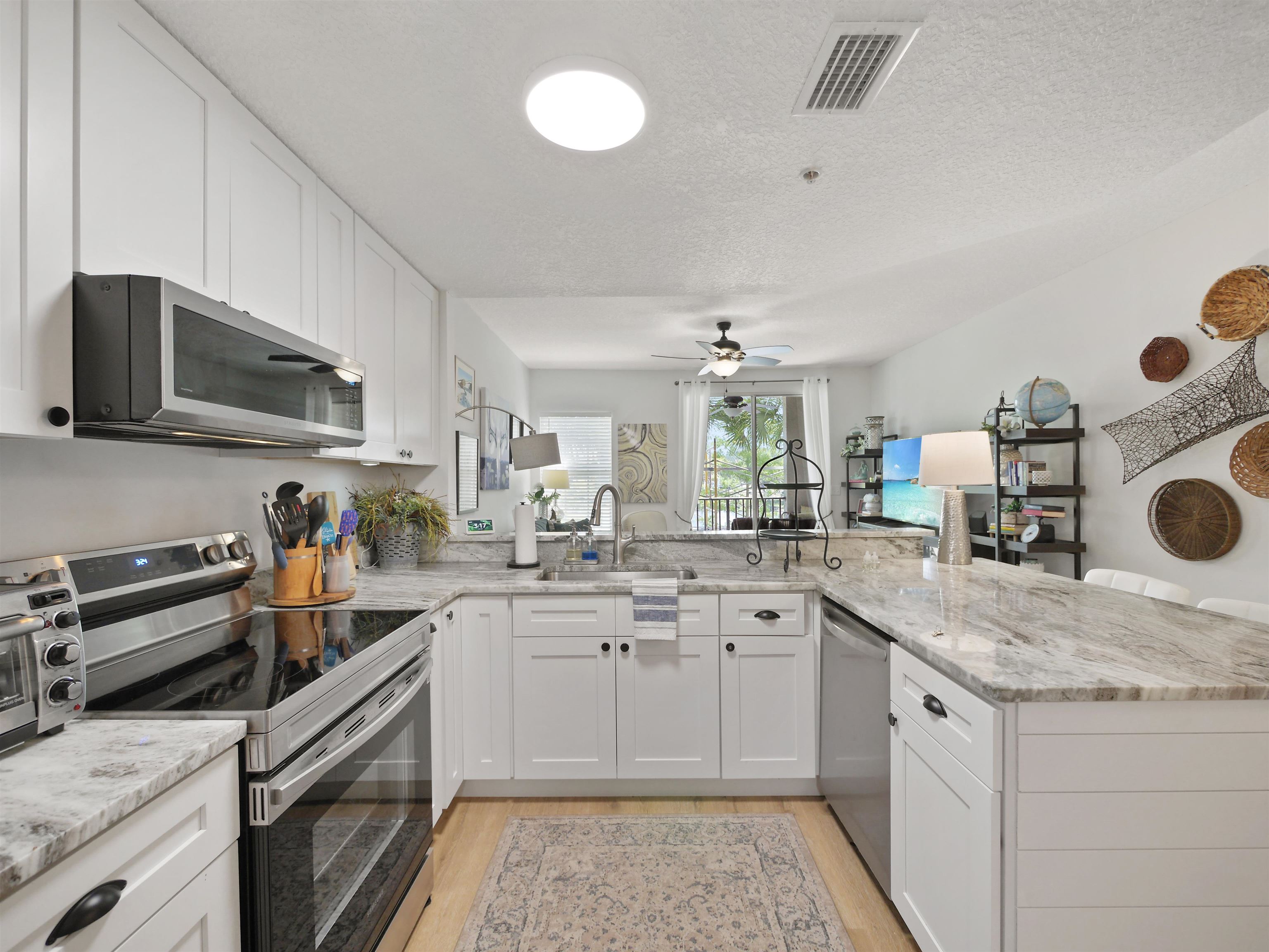 3015 Aqua Vista Ln Unit: 113