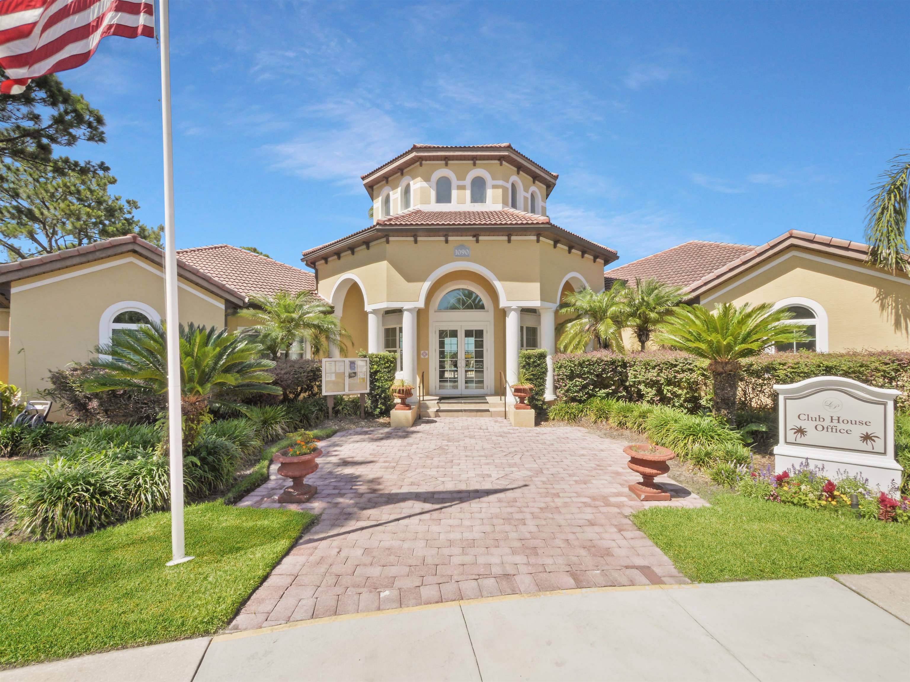 3015 Aqua Vista Ln Unit: 113