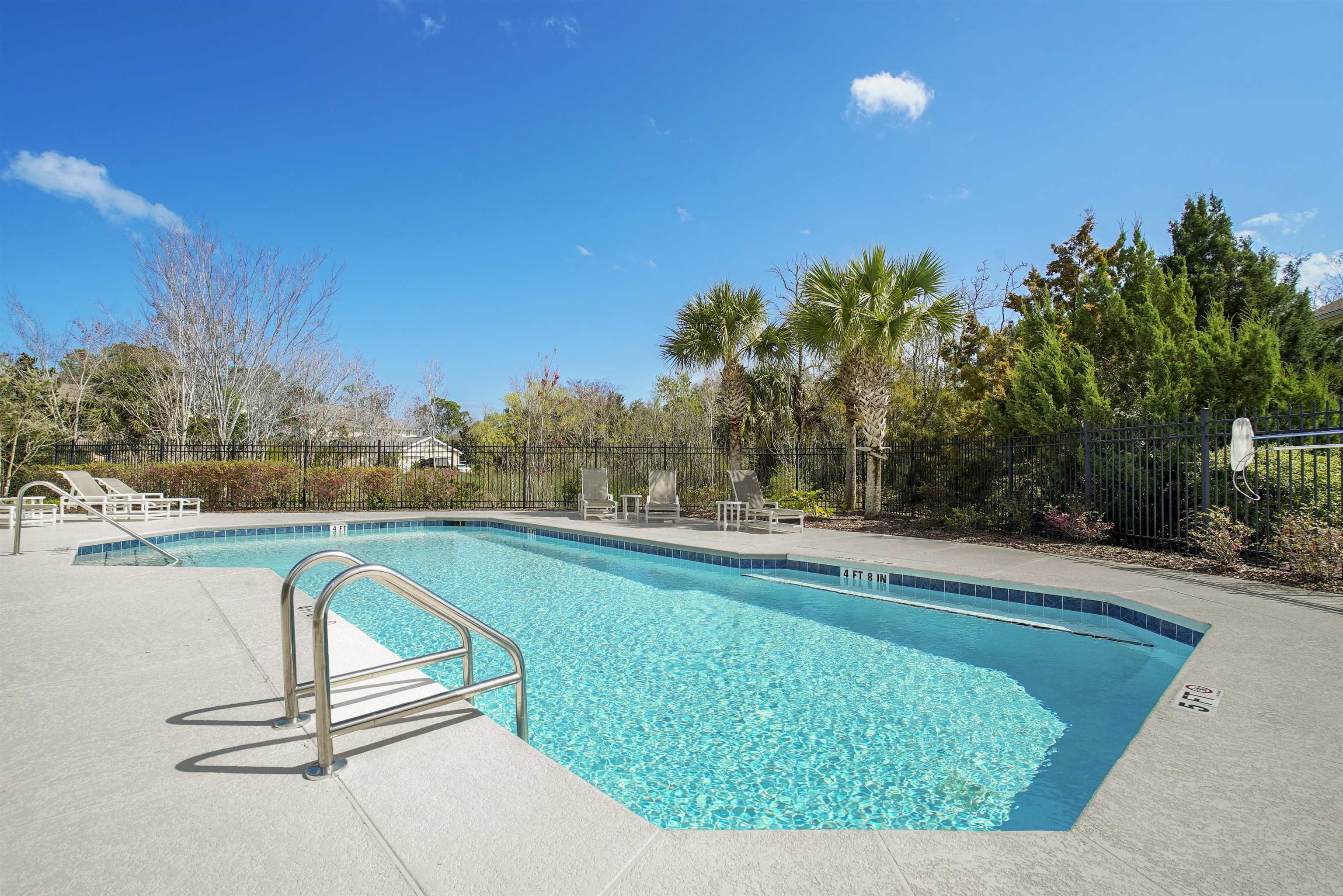 3015 Aqua Vista Ln Unit: 113