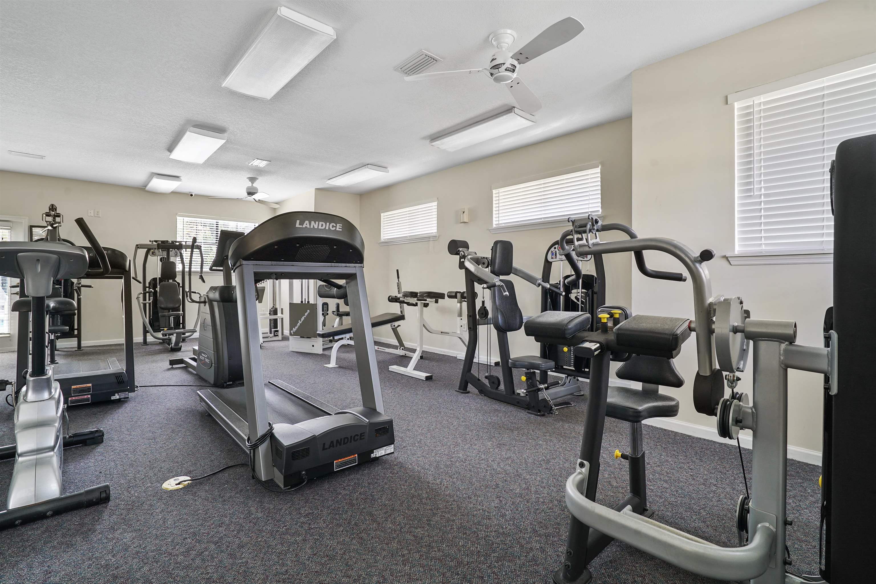 3015 Aqua Vista Ln Unit: 113