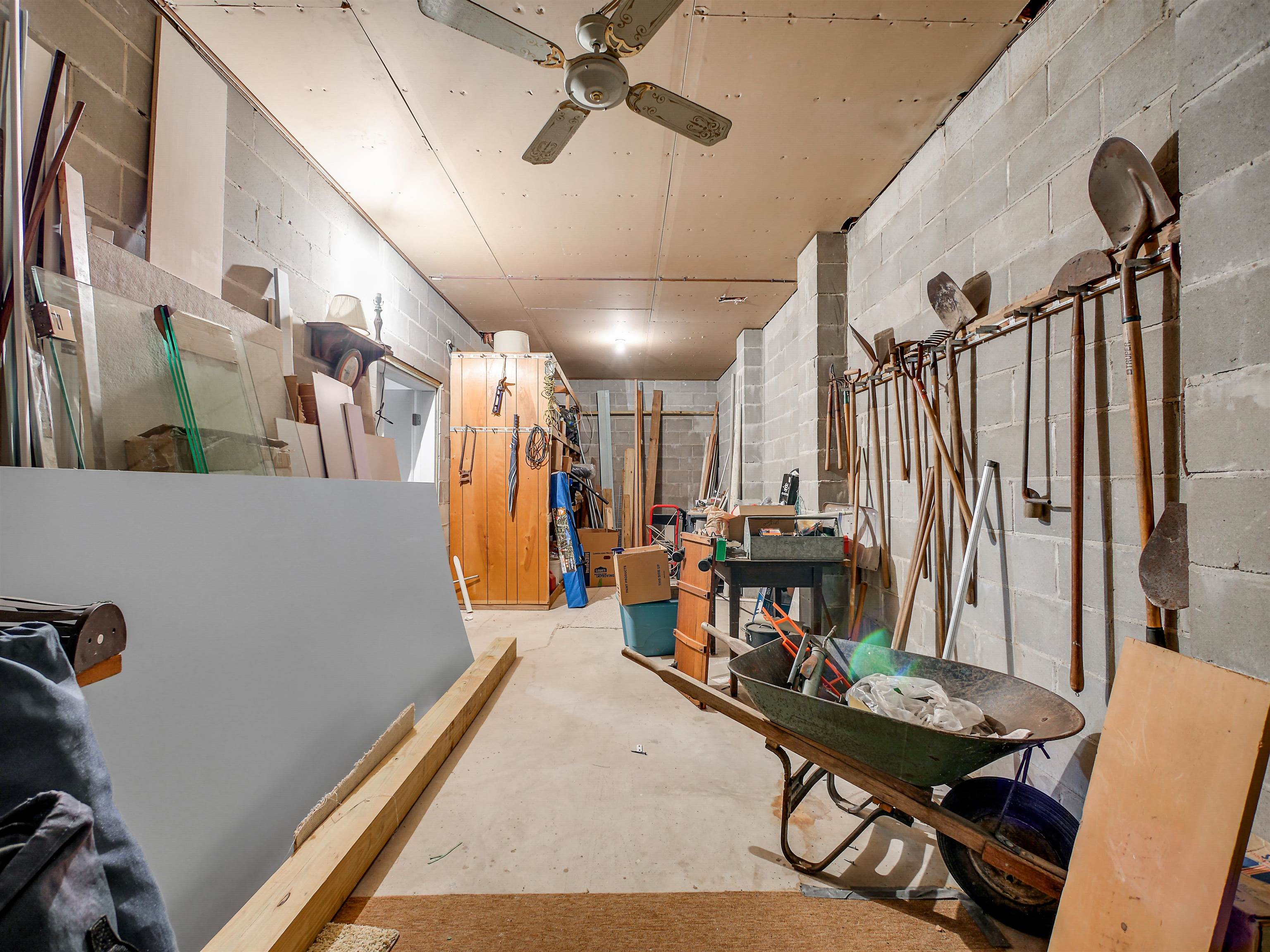 5499 Pelican Way