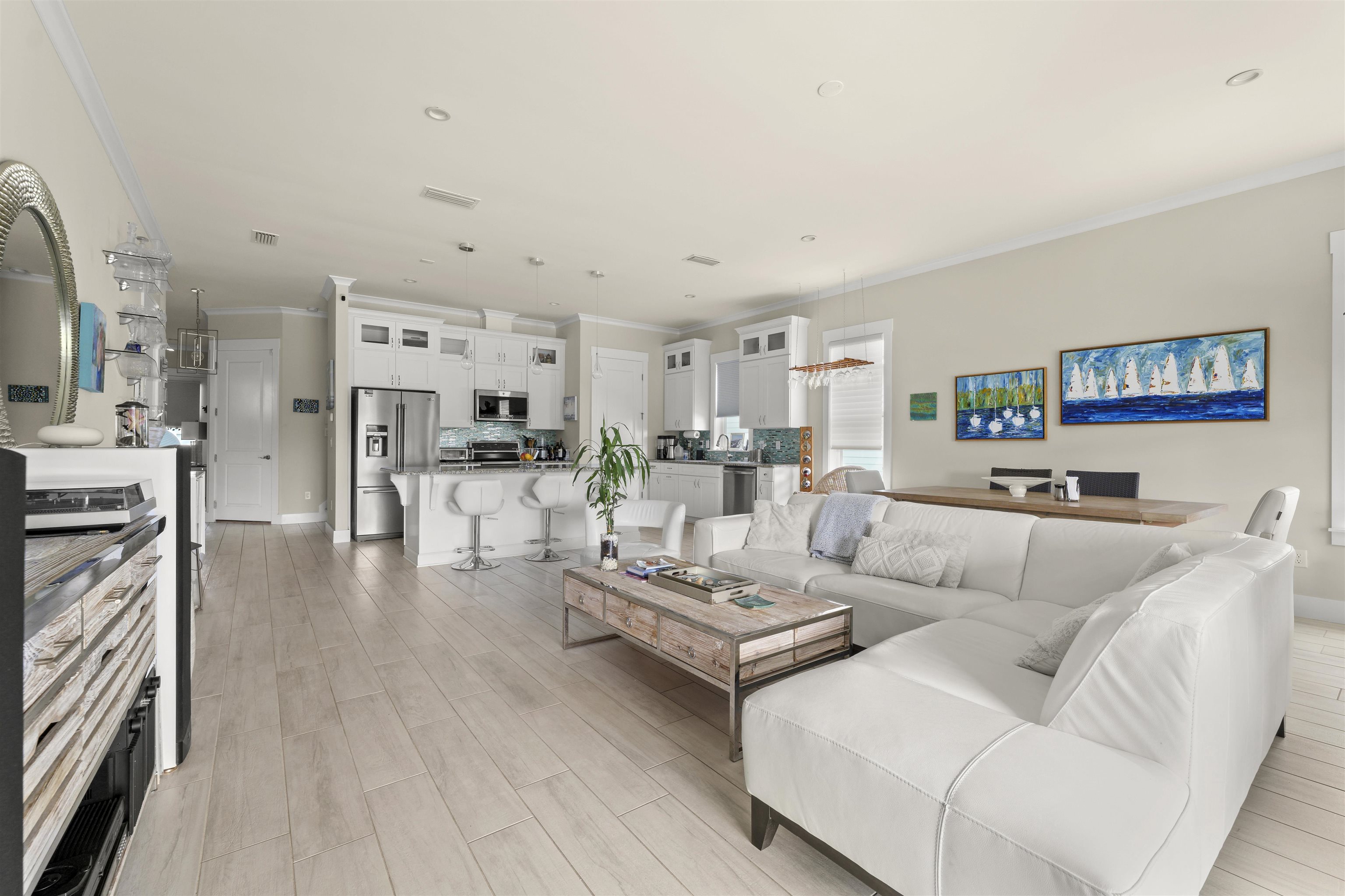197 Oceanview Dr