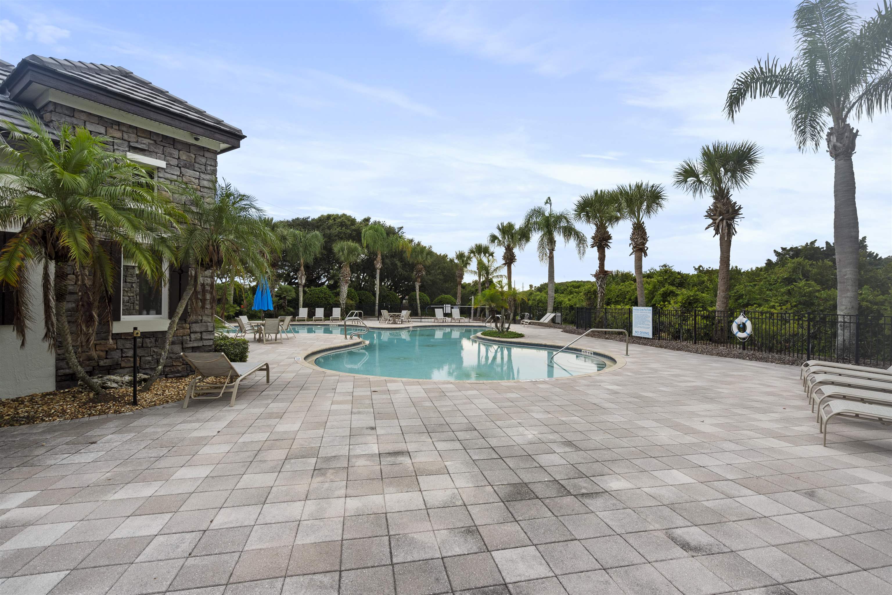 328 Ocean Forest Dr