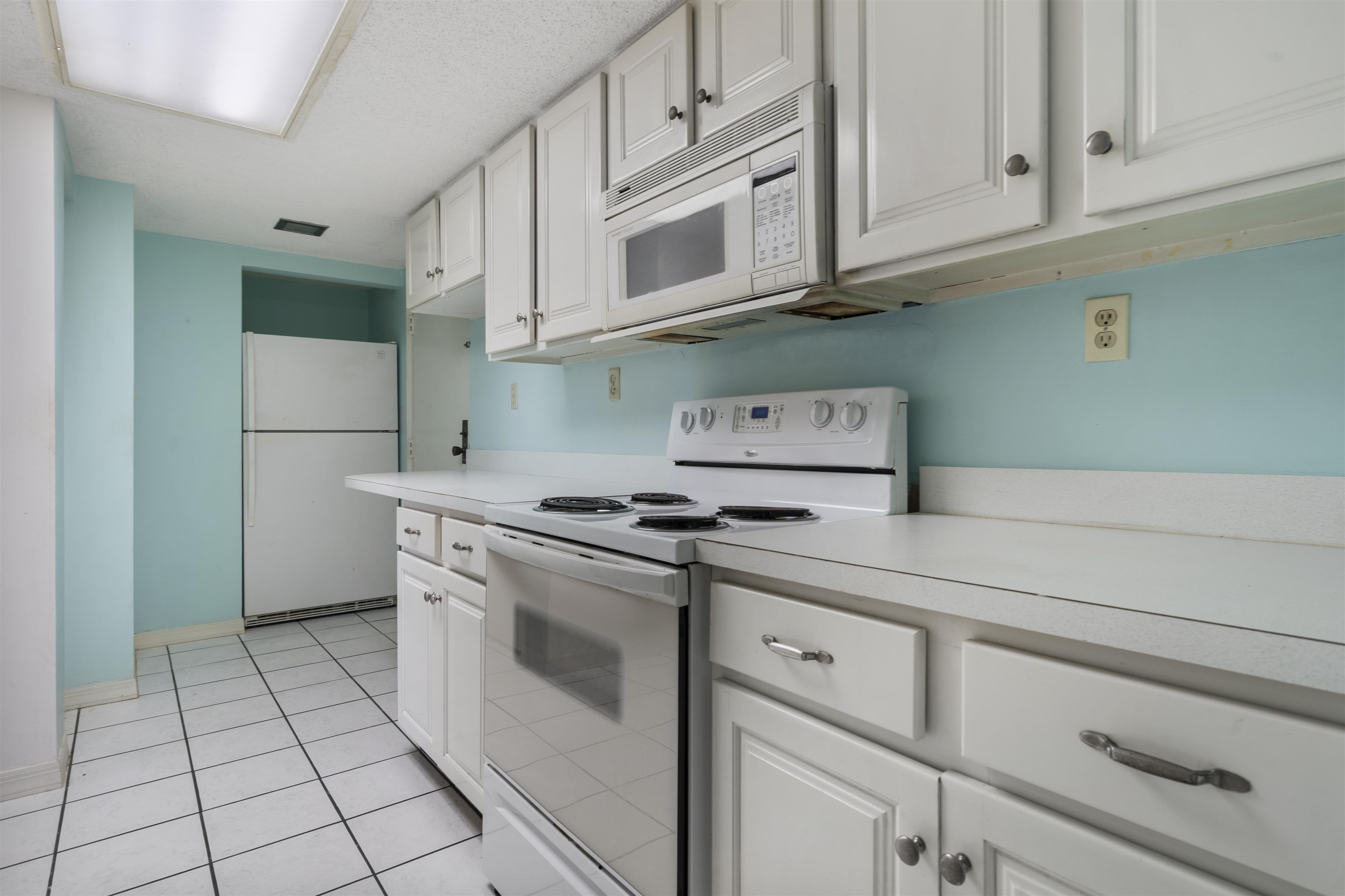 7870 A1A S Unit: 107